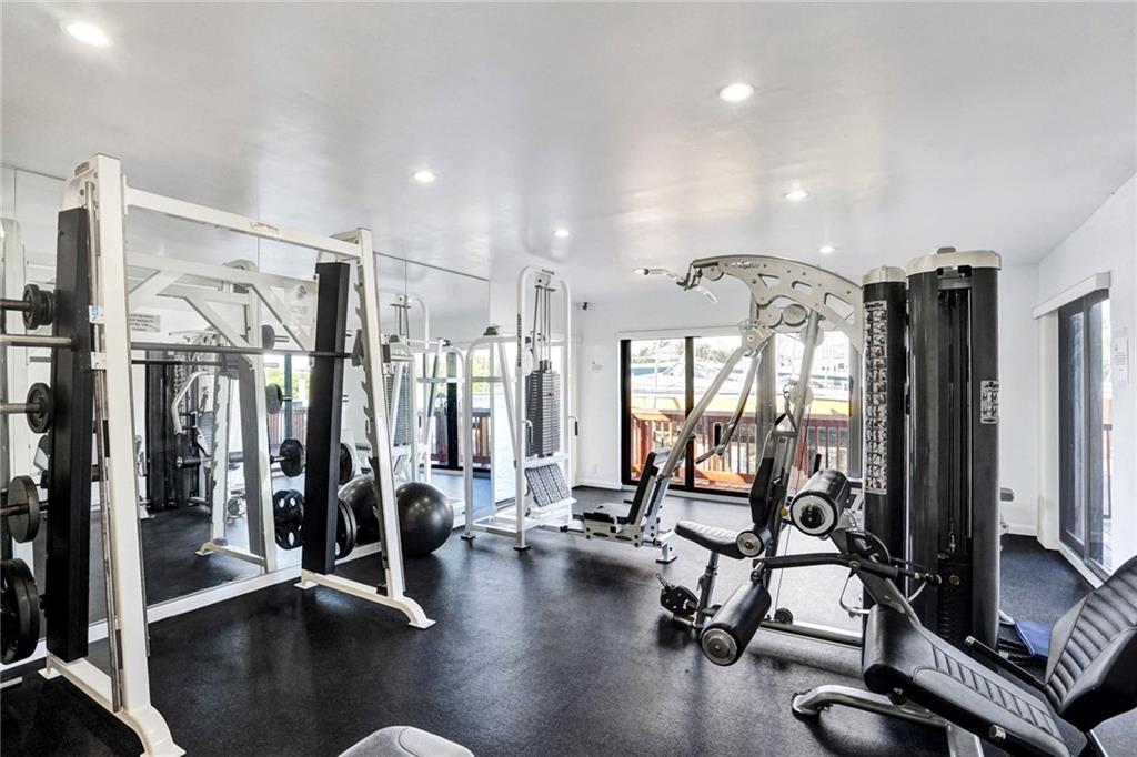 Overlook Condominium - Residential