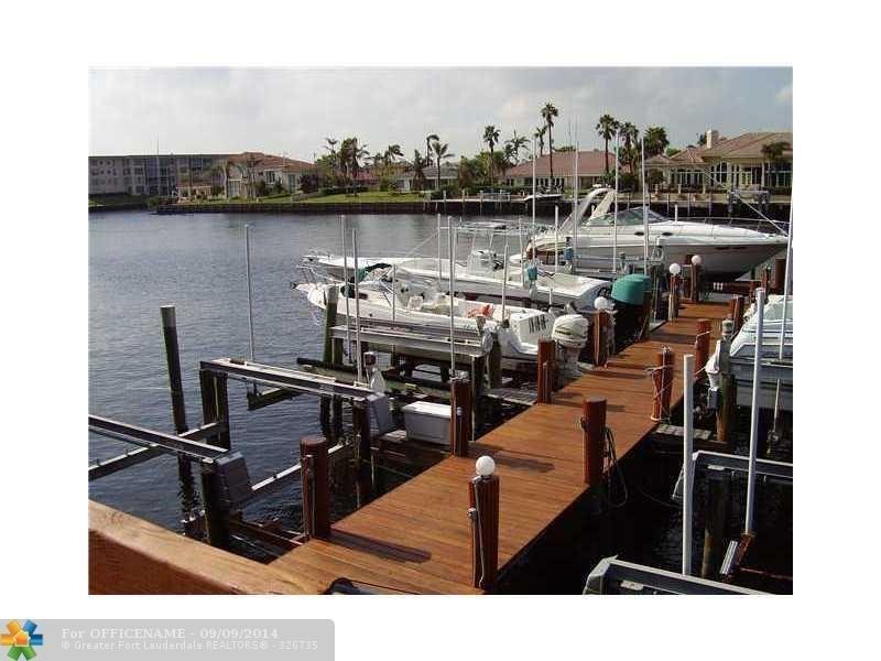 Overlook Condominium - Residential