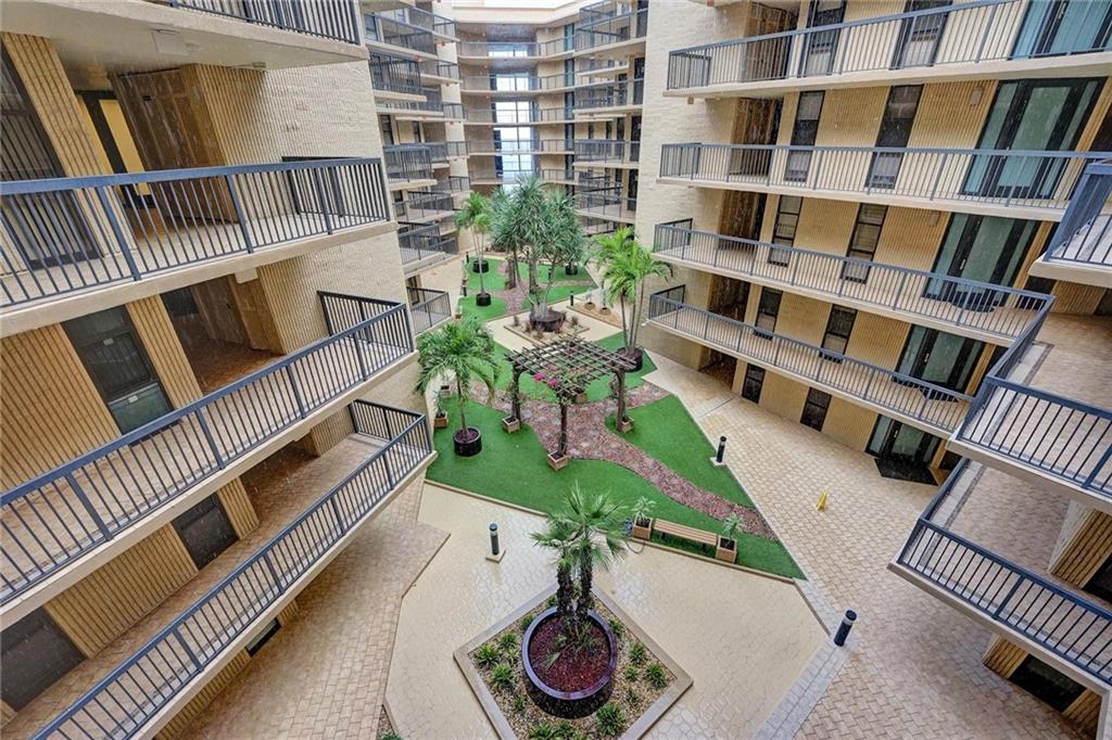 Overlook Condominium - Residential