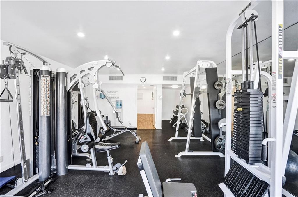 Overlook Condominium - Residential