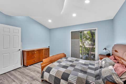 Tiny photo for 11251 Lakeview Drive #21-f, Coral Springs, FL 33071 (MLS # B26045187)