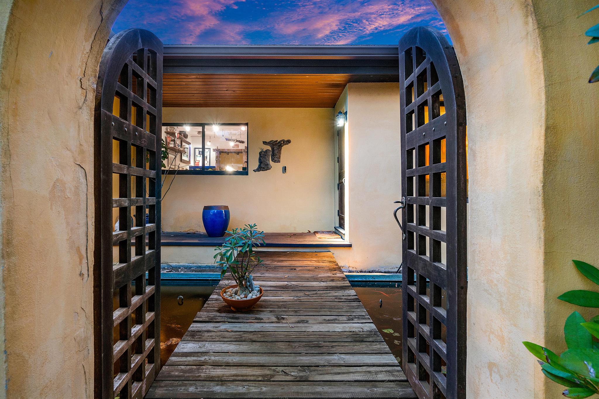 GOULD ISLAND - Residential