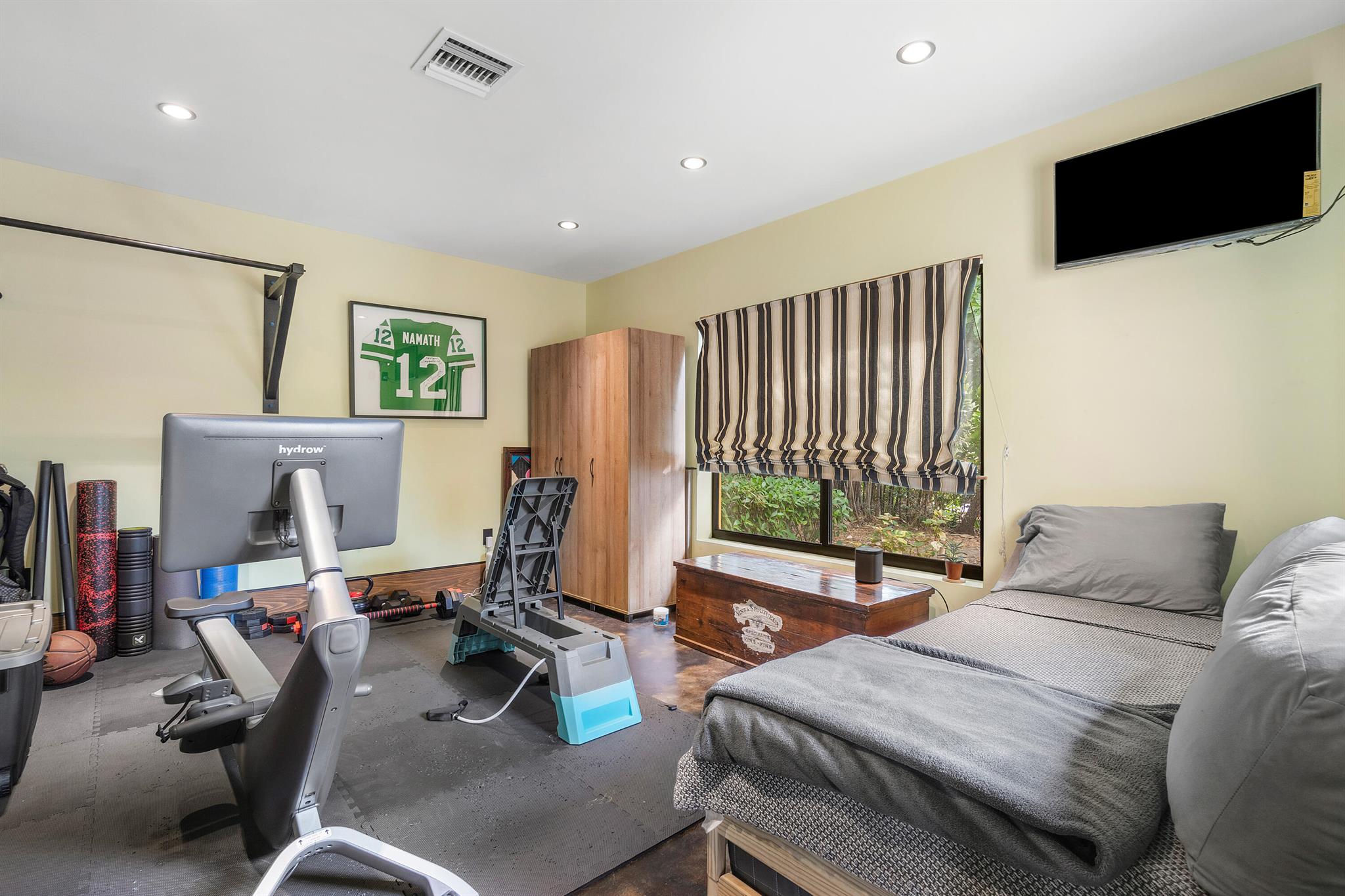 GOULD ISLAND - Residential