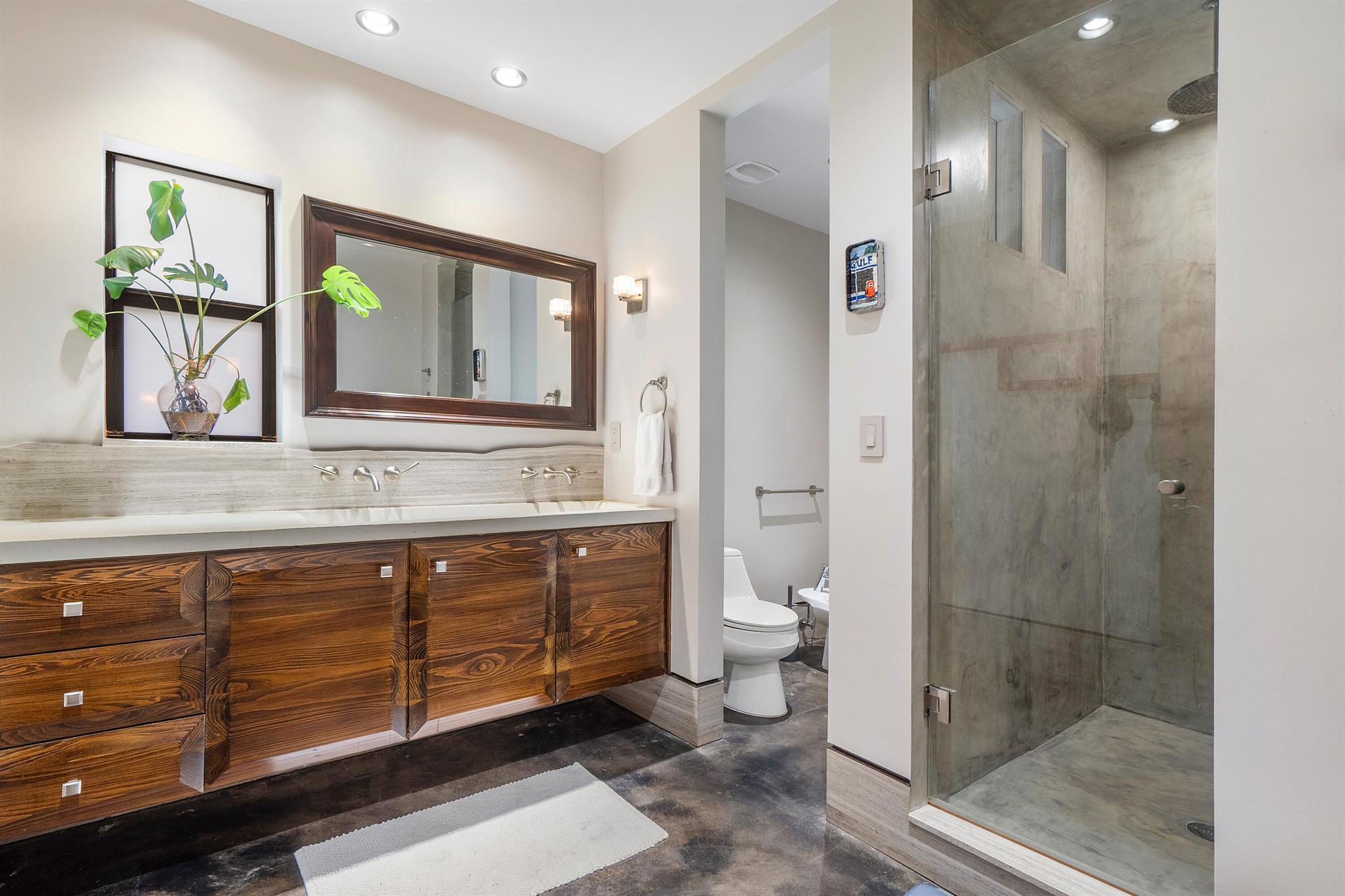 GOULD ISLAND - Residential