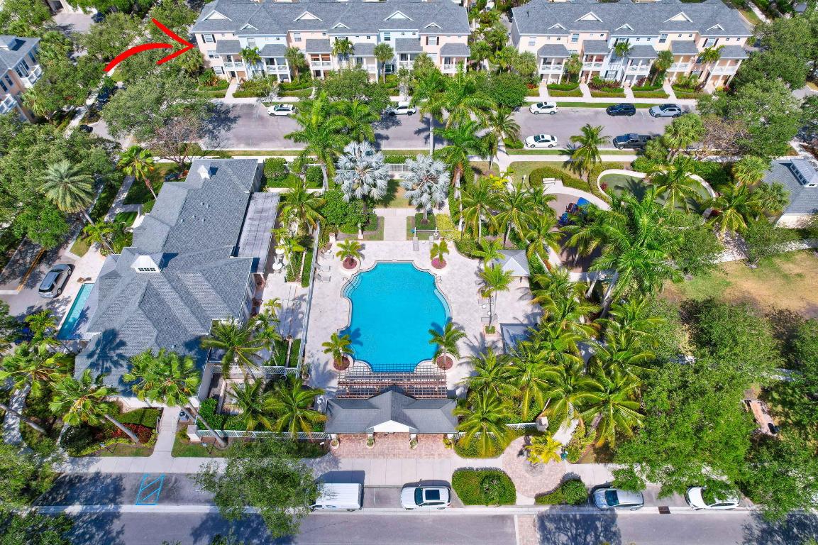 SOMERSET AT ABACOA CONDO - Residential