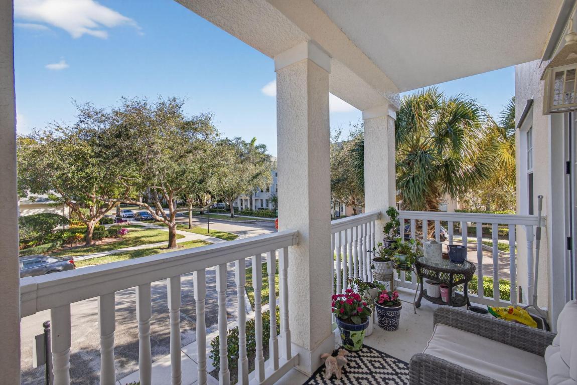 SOMERSET AT ABACOA CONDO - Residential