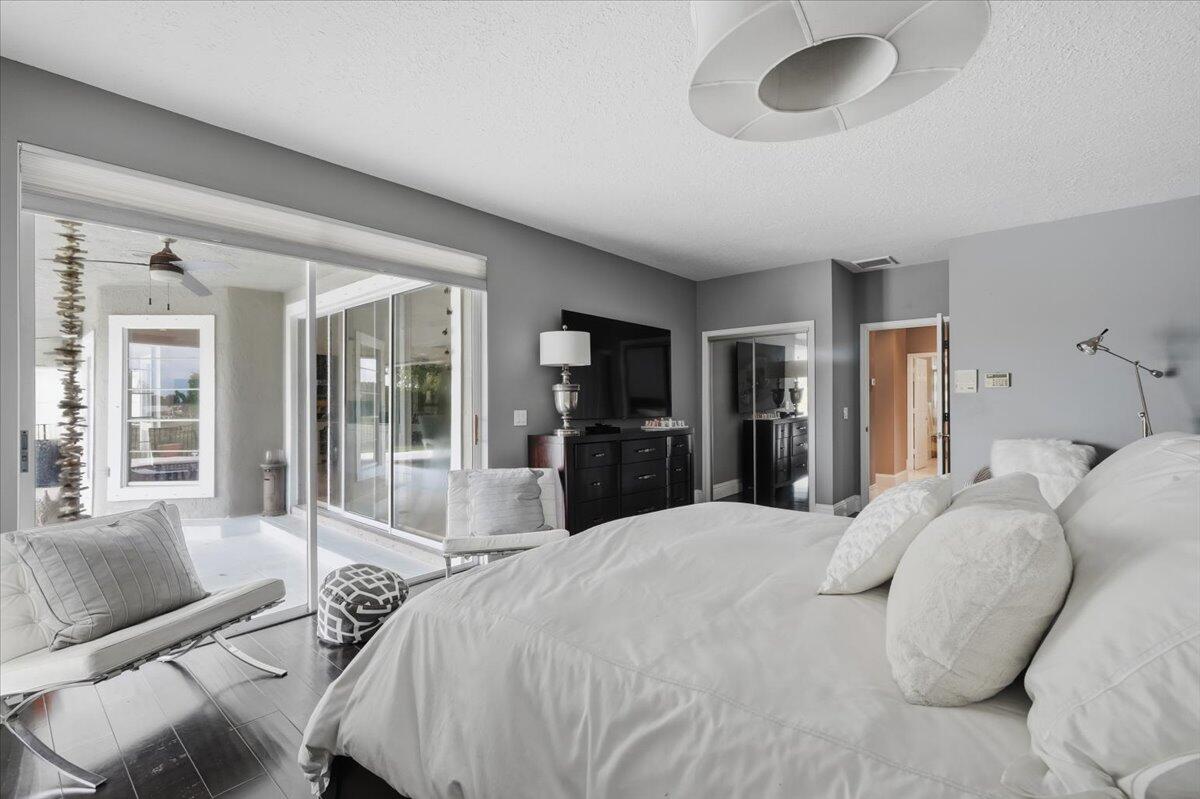 GREENVIEW COVE OF WELLING - Residential