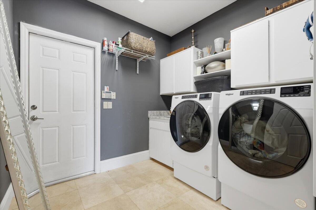 GREENVIEW COVE OF WELLING - Residential