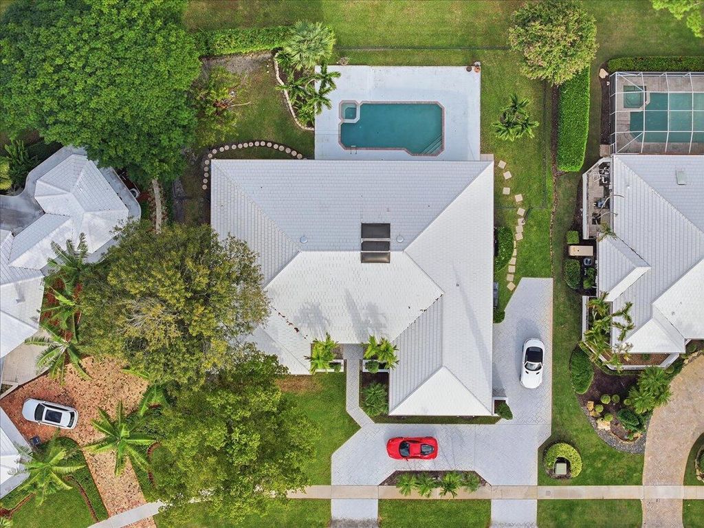 Photo of 2106 Sunderland Avenue, Wellington, FL 33414 (MLS # R11150251)