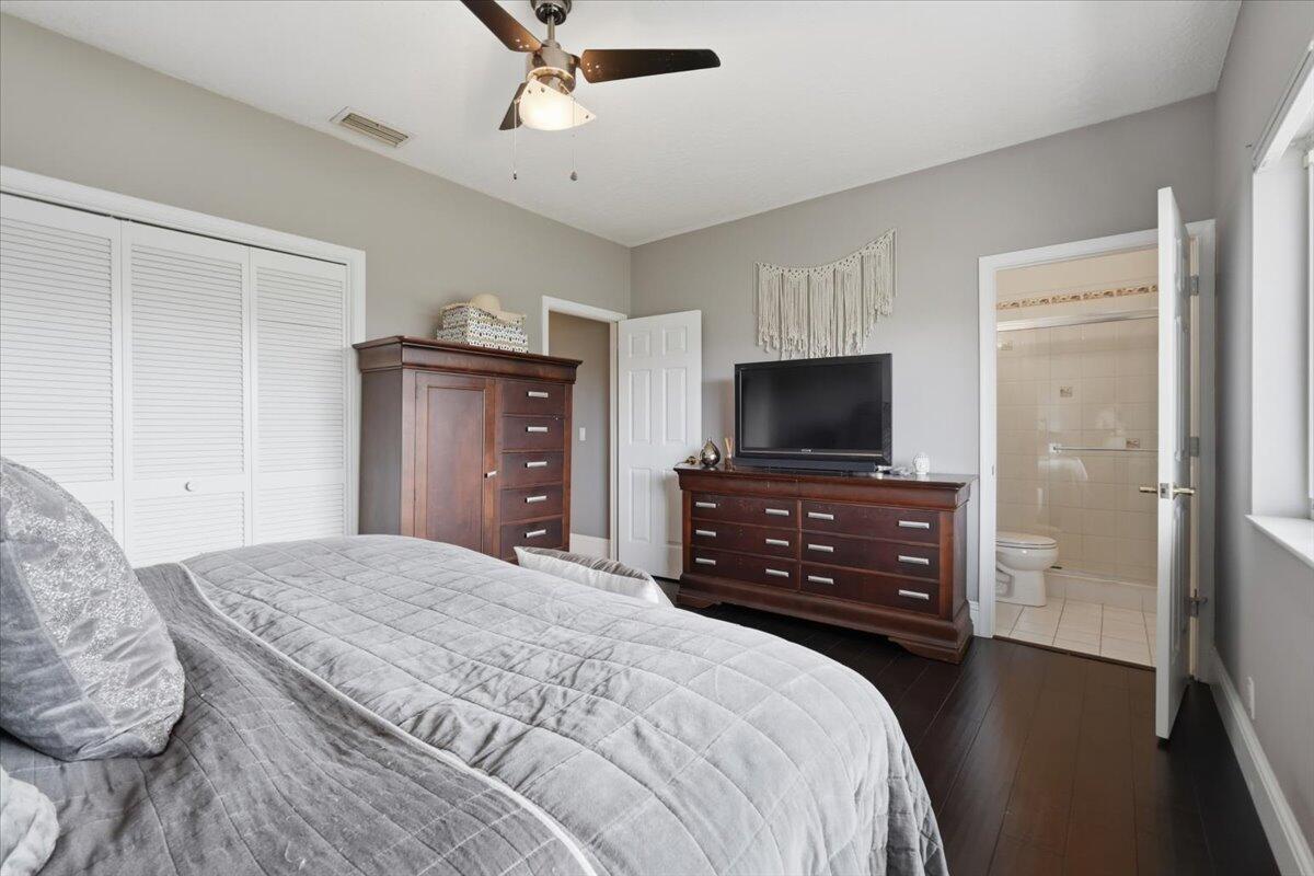 GREENVIEW COVE OF WELLING - Residential