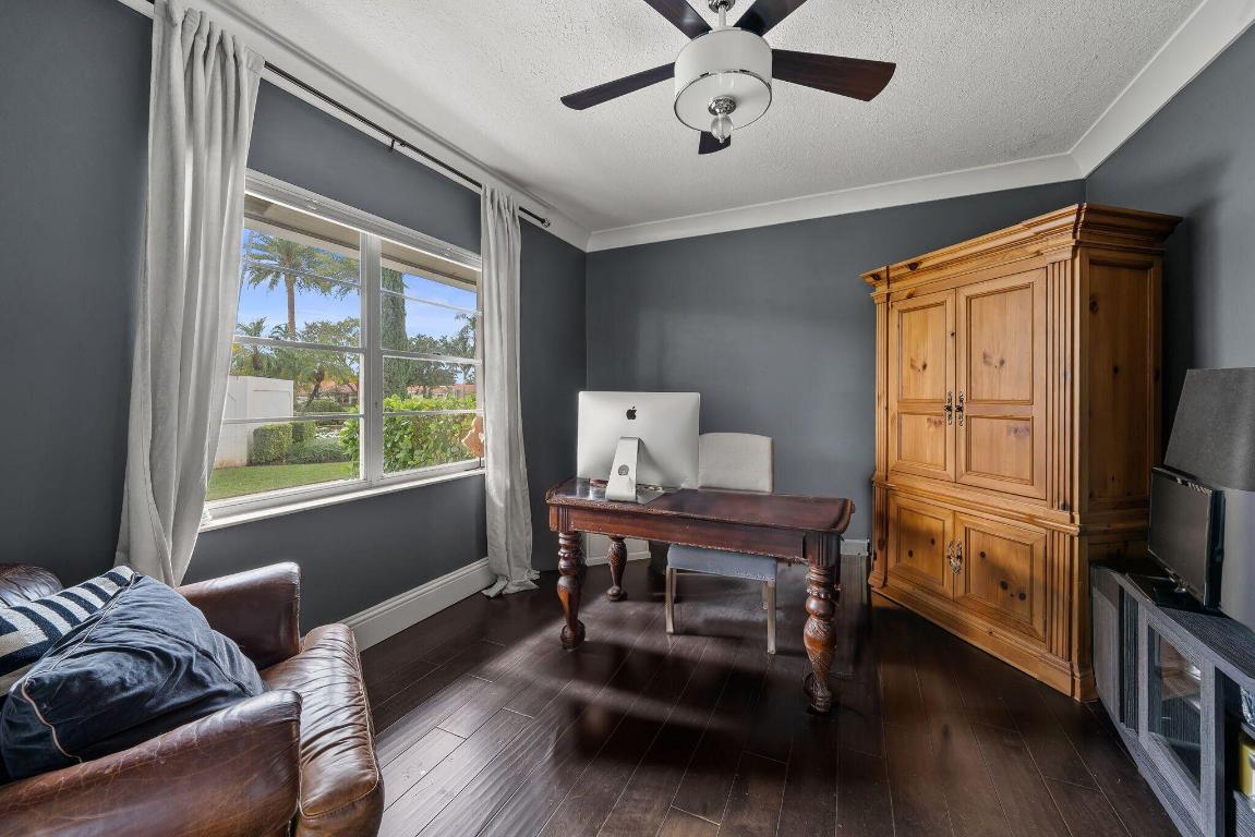 GREENVIEW COVE OF WELLINGTON - Residential