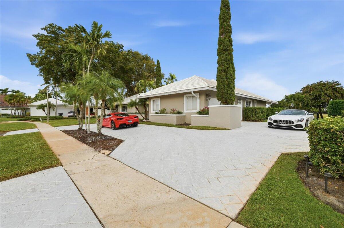 GREENVIEW COVE OF WELLING - Residential