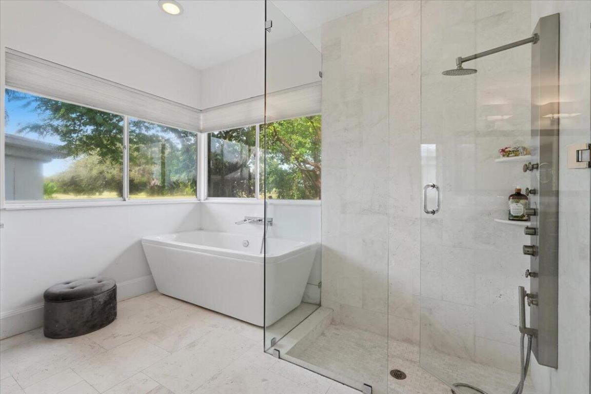 GREENVIEW COVE OF WELLINGTON - Residential