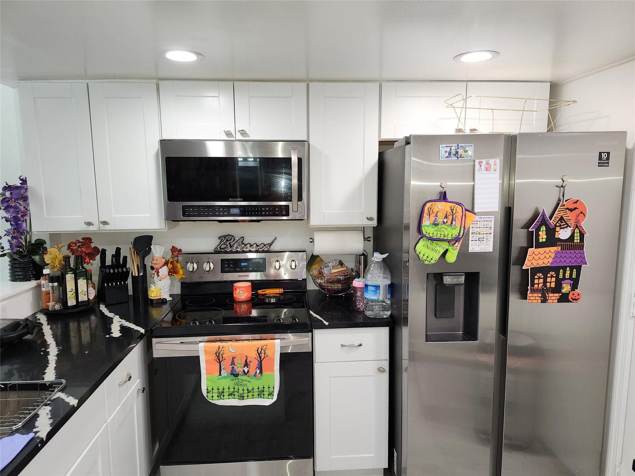 POLYNESIAN GARDENS - Residential