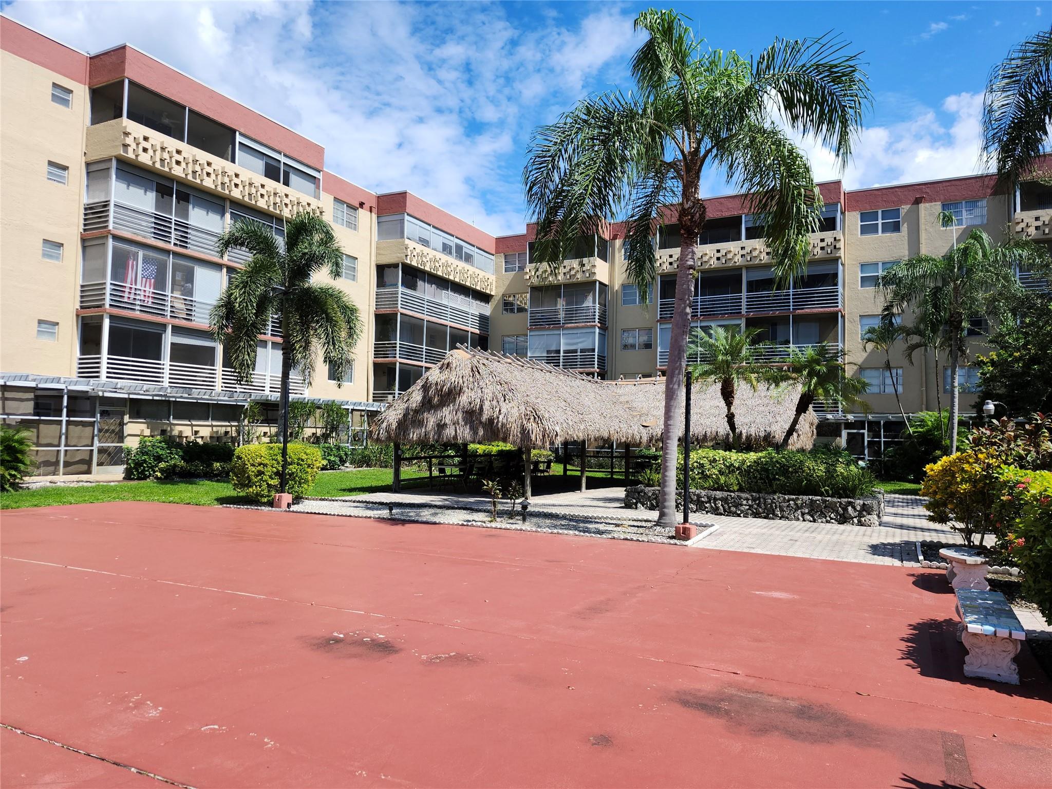 POLYNESIAN GARDENS - Residential