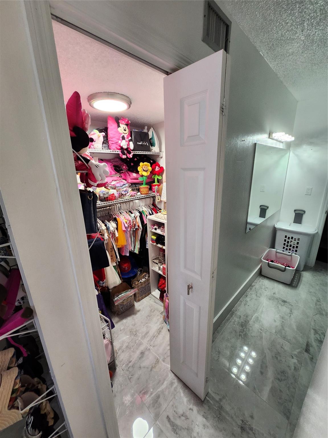 POLYNESIAN GARDENS - Residential