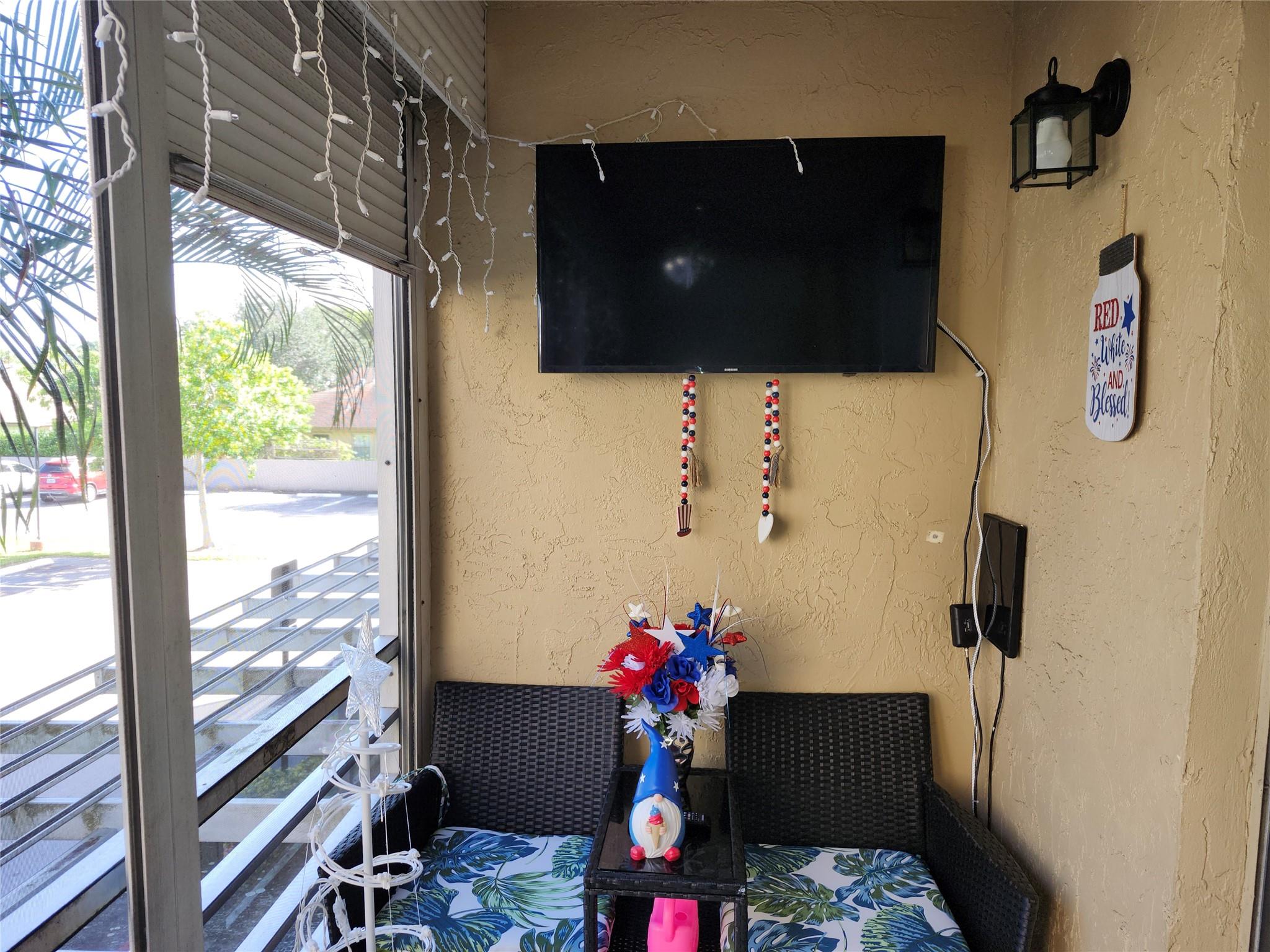 POLYNESIAN GARDENS - Residential