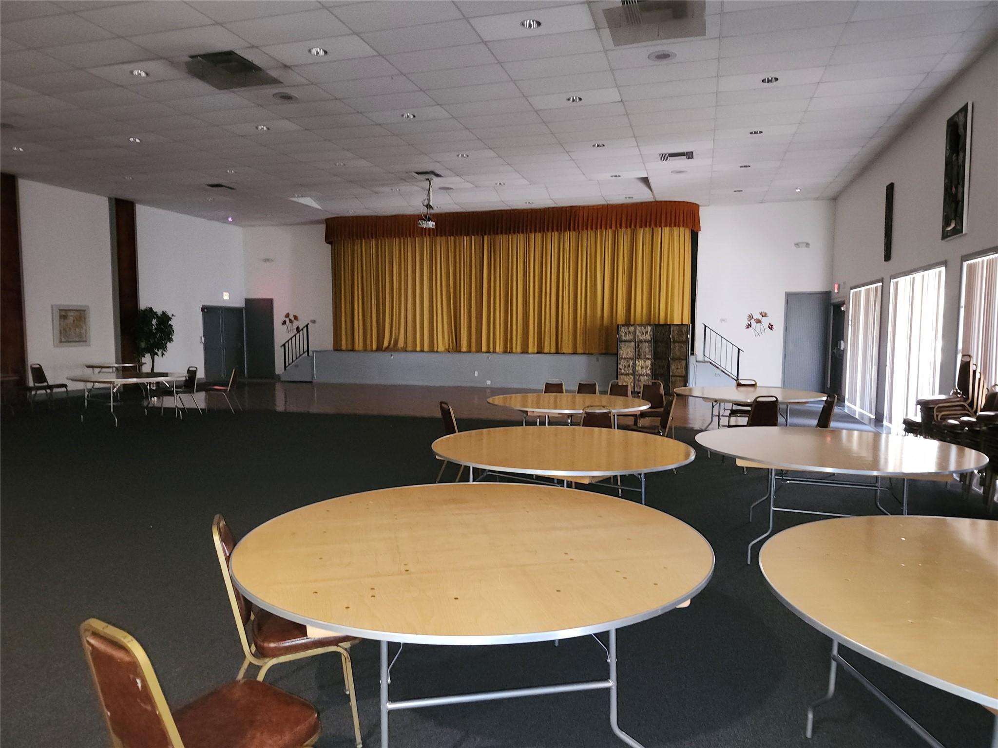 POLYNESIAN GARDENS - Residential