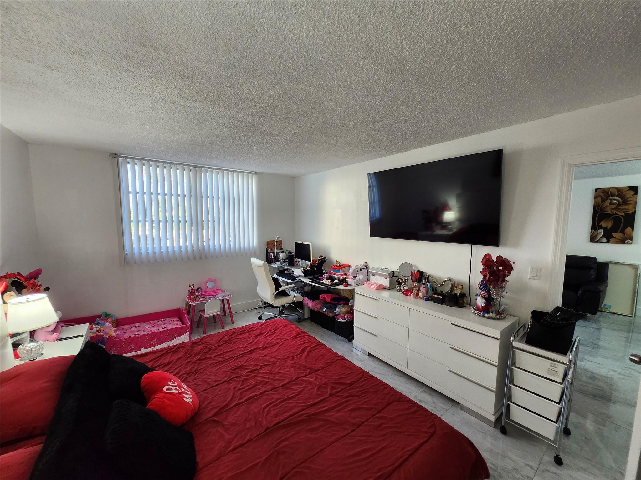 POLYNESIAN GARDENS - Residential