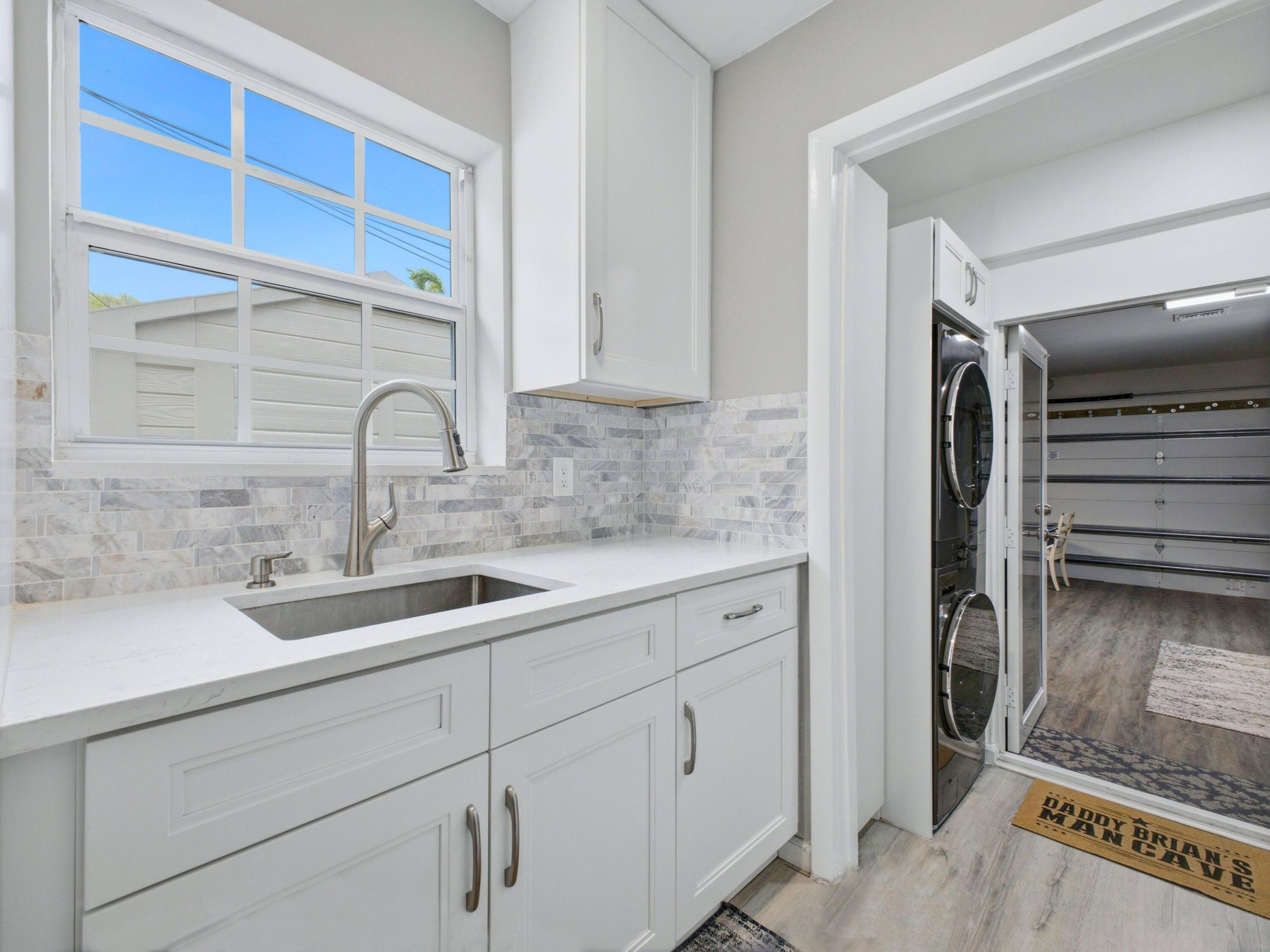 HILLSBORO ESTATES - Residential