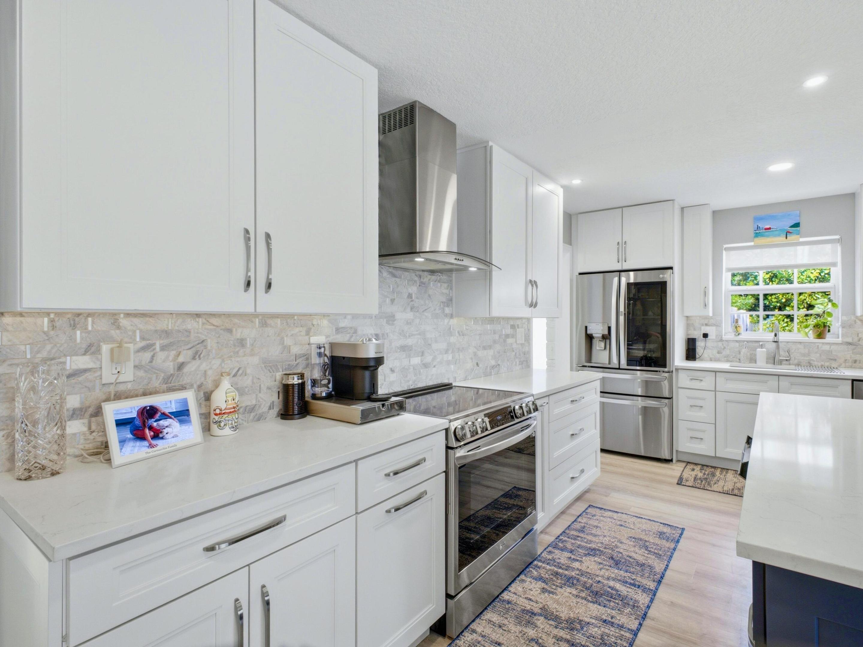 HILLSBORO ESTATES - Residential