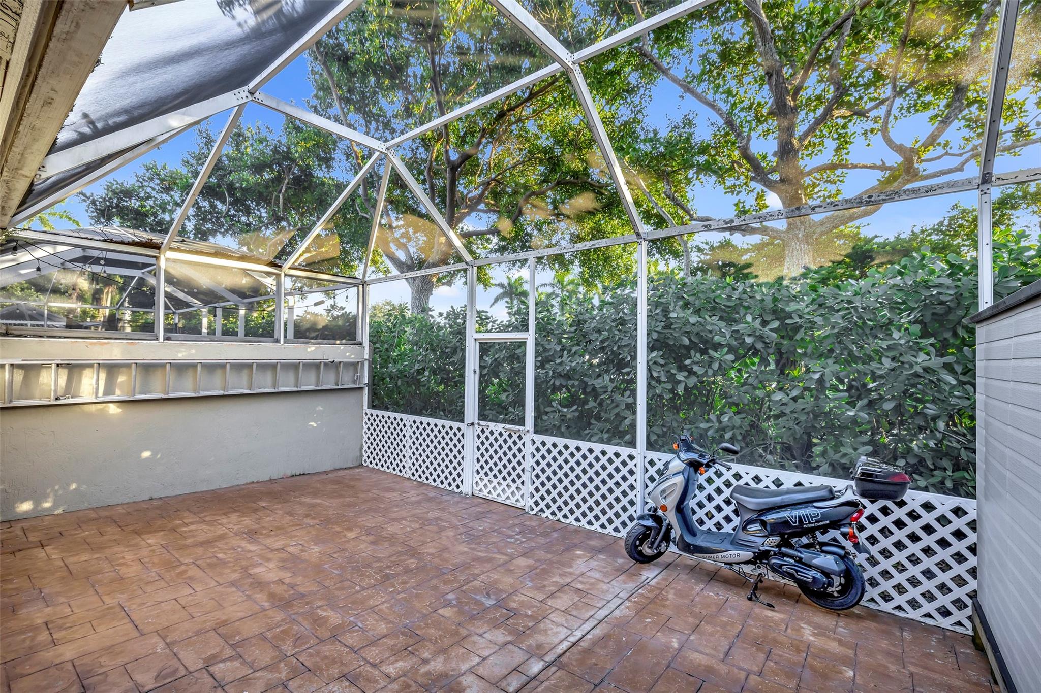 Addison Court - Residential