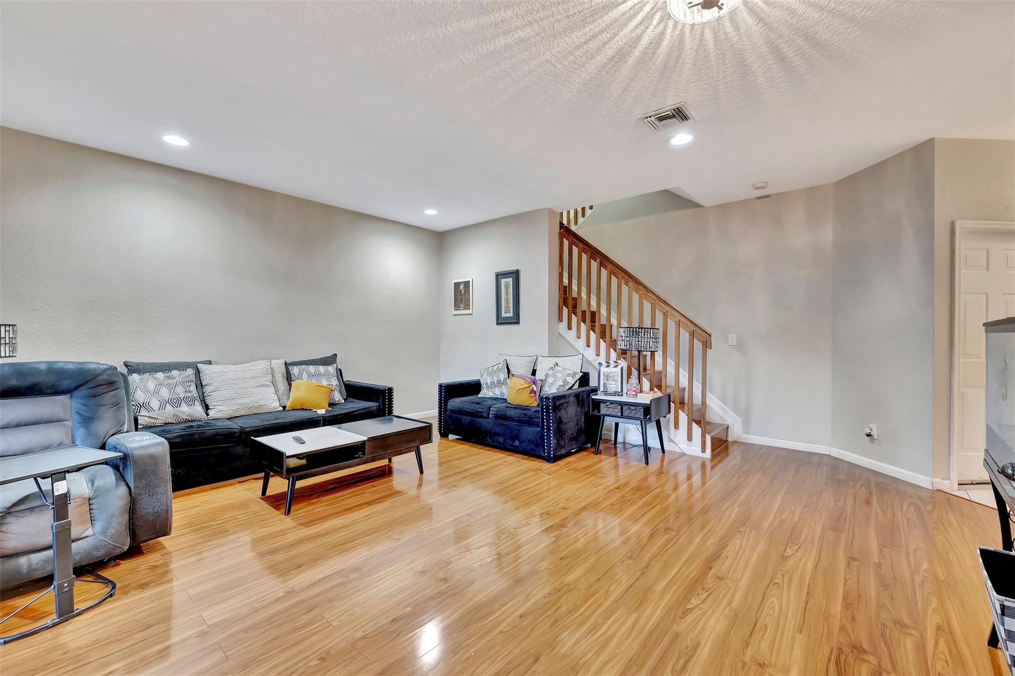 Addison Court - Residential