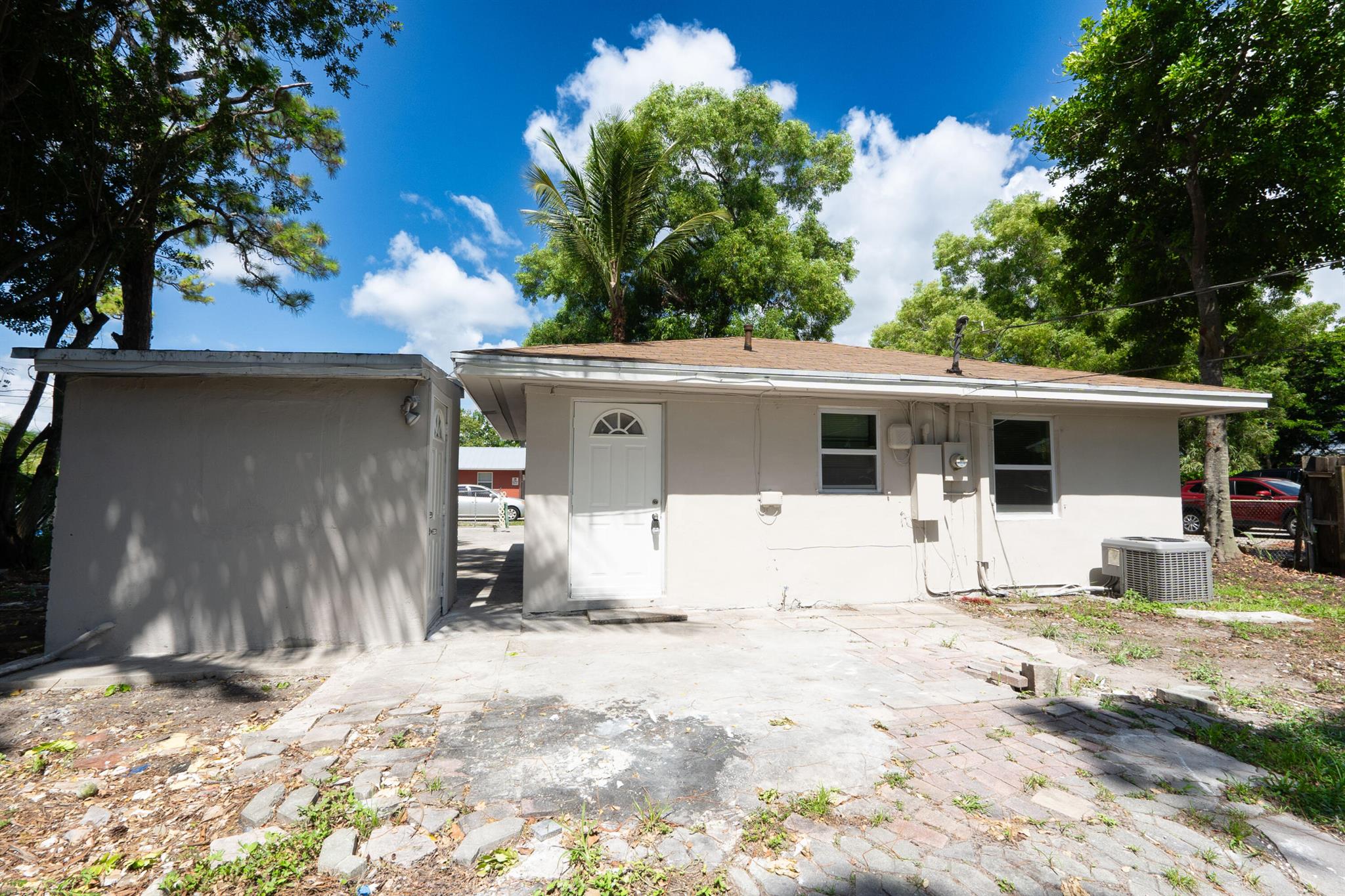 Mil Lake Estates - Residential