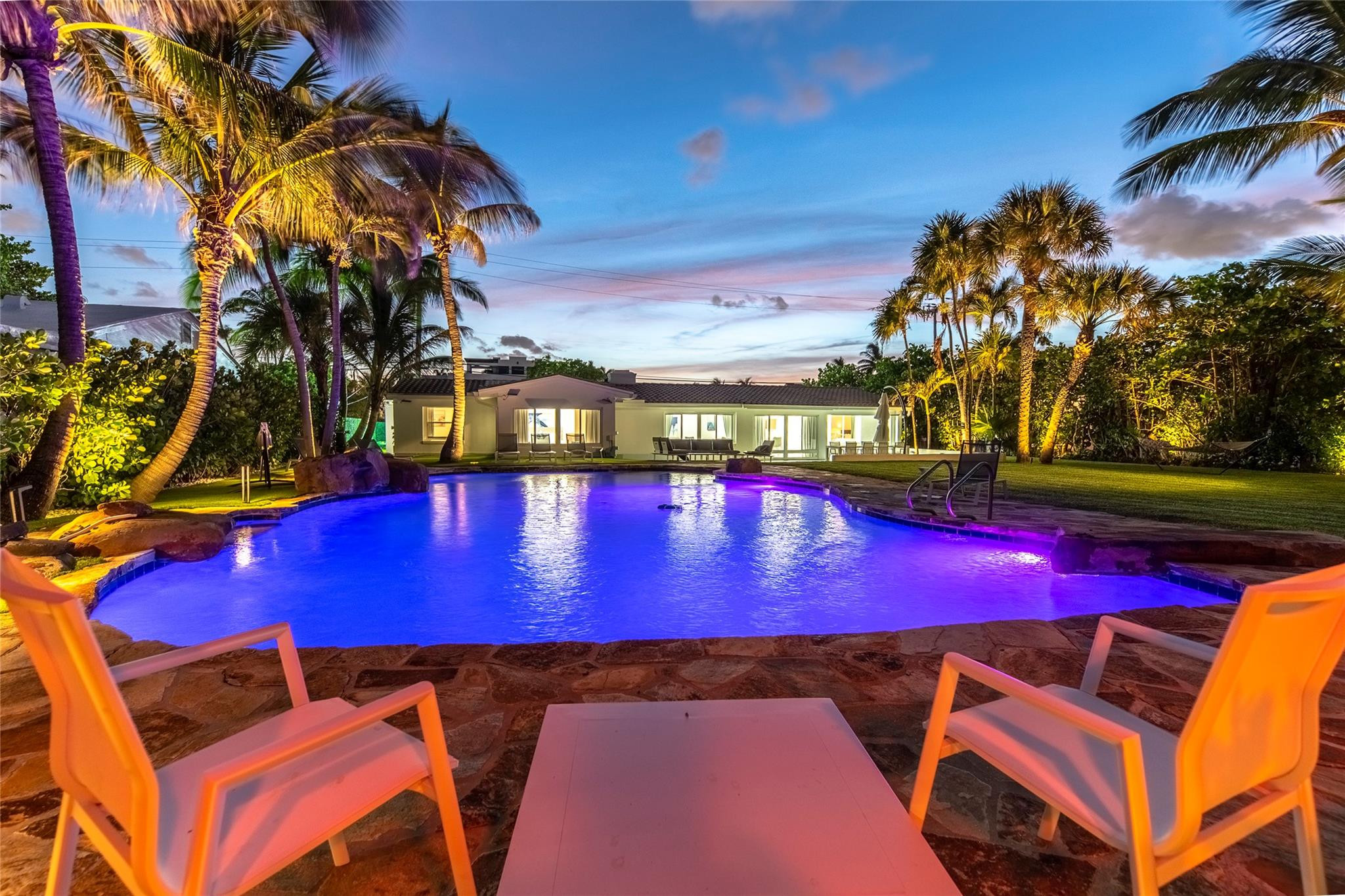 1663 N Fort Lauderdale Beach Boulevard