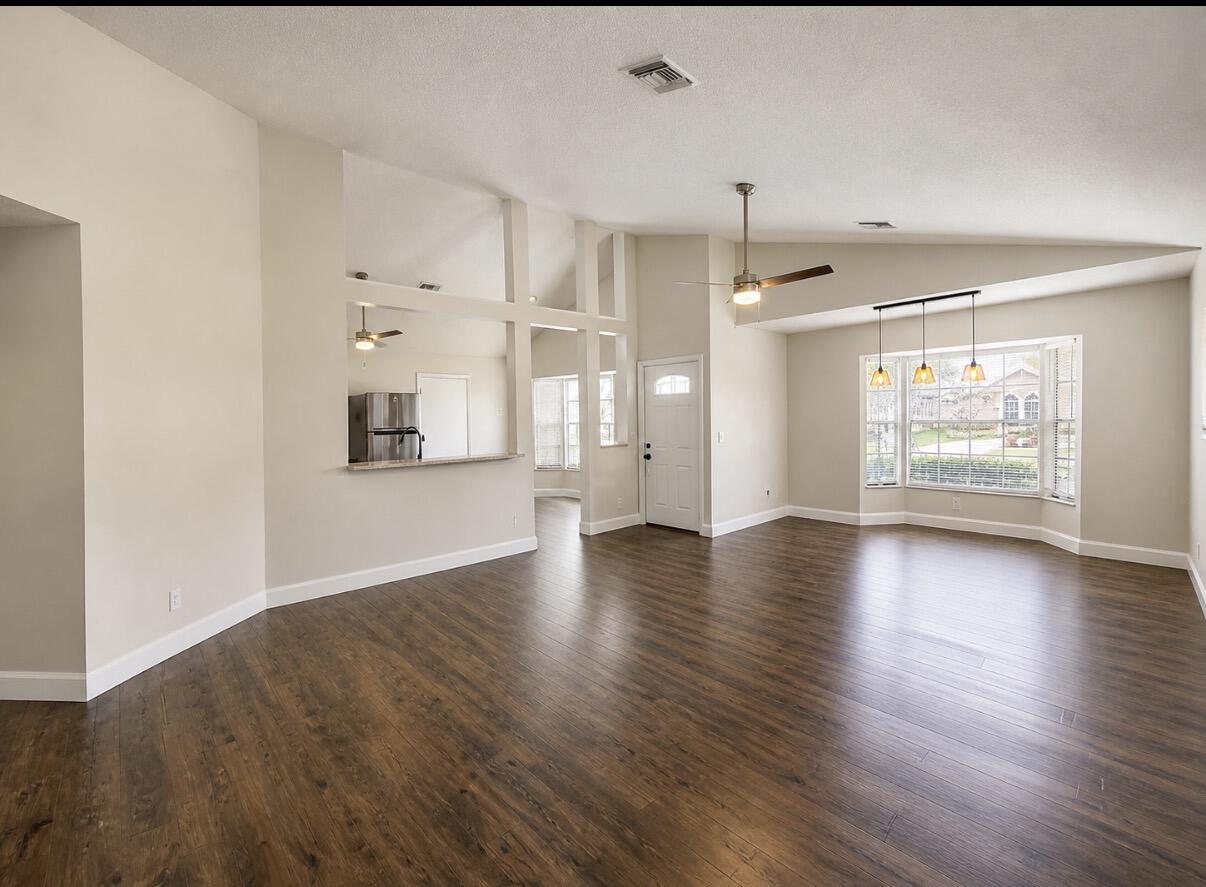 22750 Pickerel Circle