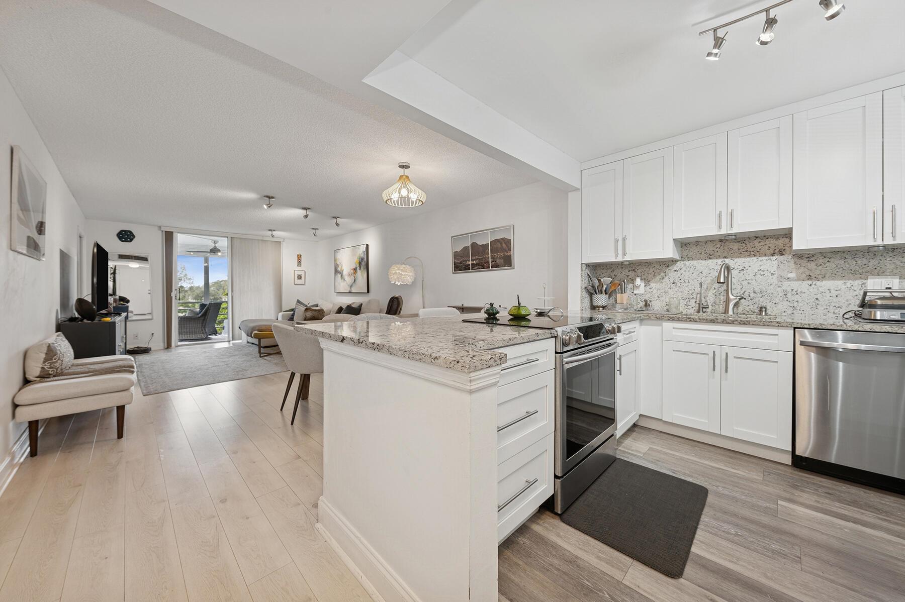 Boca Teeca - Residential