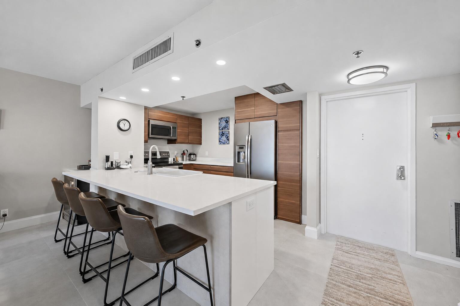 Properties | Stephanie Kaufman 4750 S OCEAN Boulevard 912