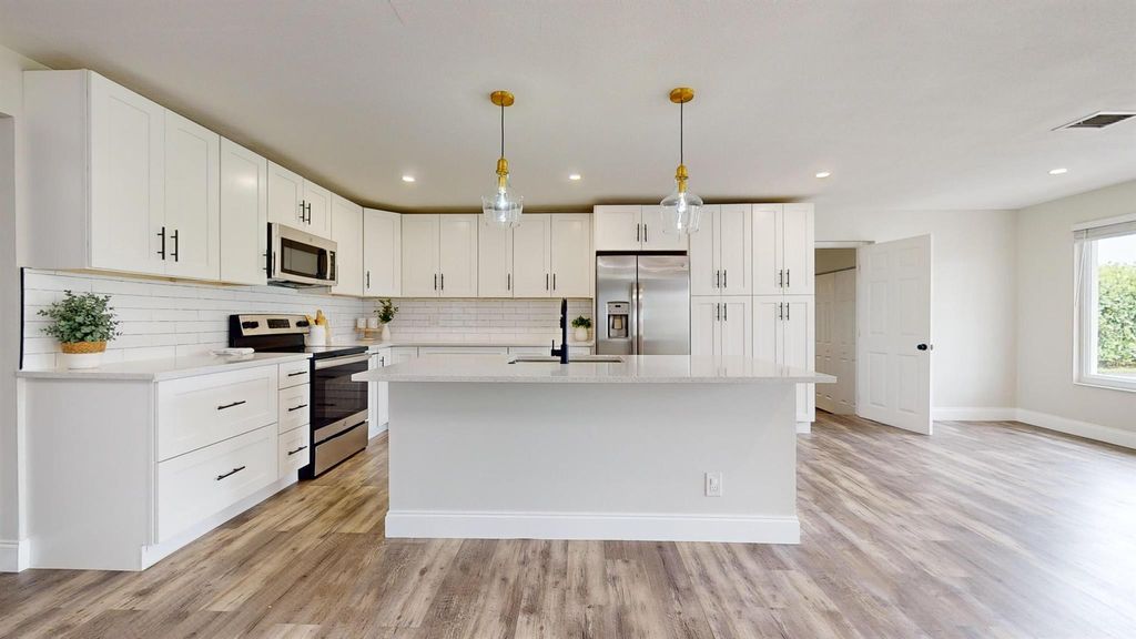 Photo of 350 Glenn Road, West Palm Beach, FL 33405 (MLS # R11054959)