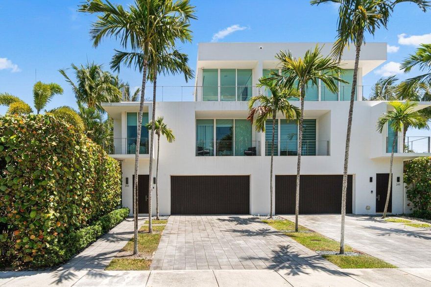 Available September 1, 2026-May 31, 2027 Magnificent East Delray Beach Townhome with elevator and private pool.  Live carefree in this beautiful 4 bedrooms/4 bath home with gourmet kitchen and state of the art appliances.  Exceptional indoor and outdoor living spaces.   This is your perfect little Oasis in the heart of Delray Beach.  Steps to the beach and Atlantic Avenue.