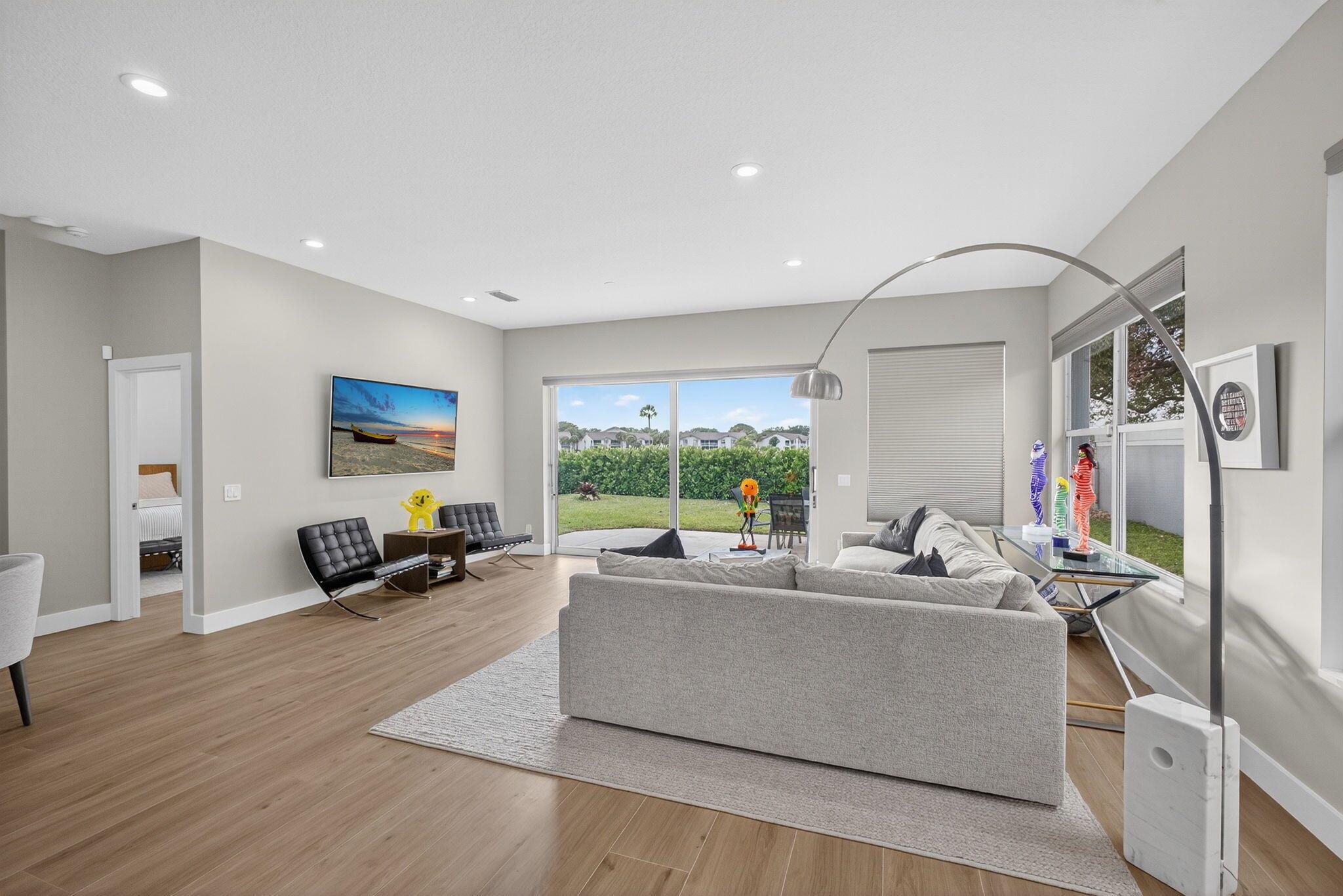 BEAR ISLAND - Residential