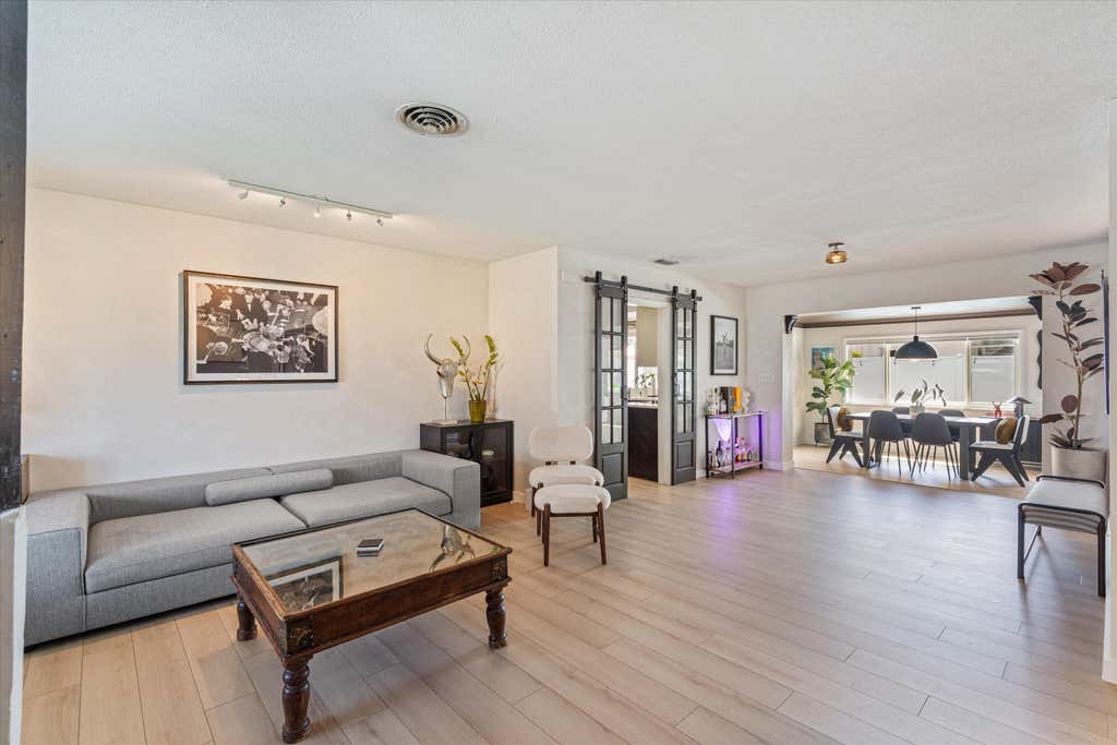 Photo of 5750 NE 19th Terrace, Fort Lauderdale, FL 33308 (MLS # B26047246)
