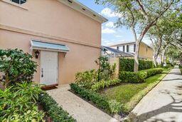 Tequesta Oaks - Residential Lease