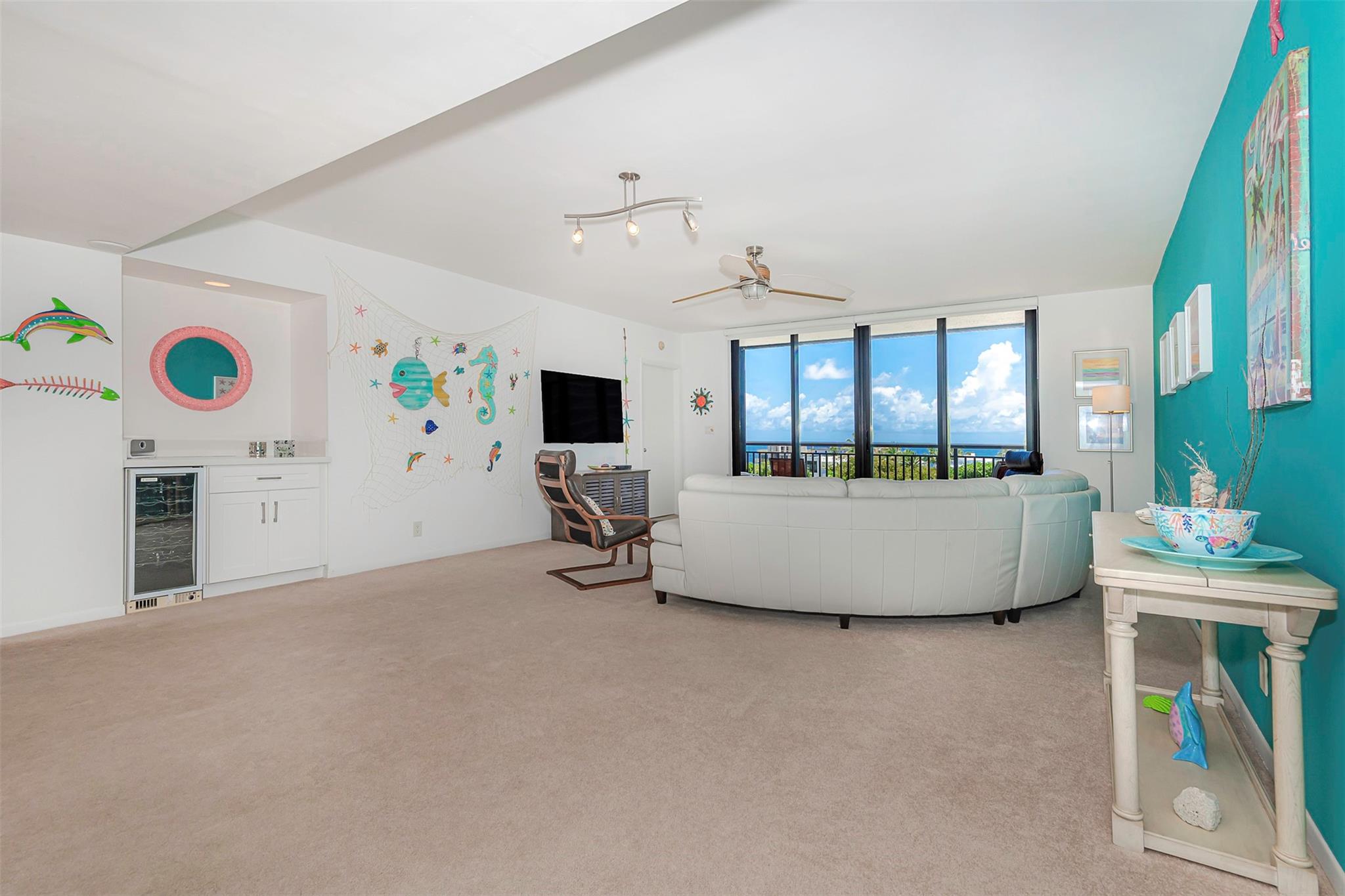 2300 NE 33rd Ave 703