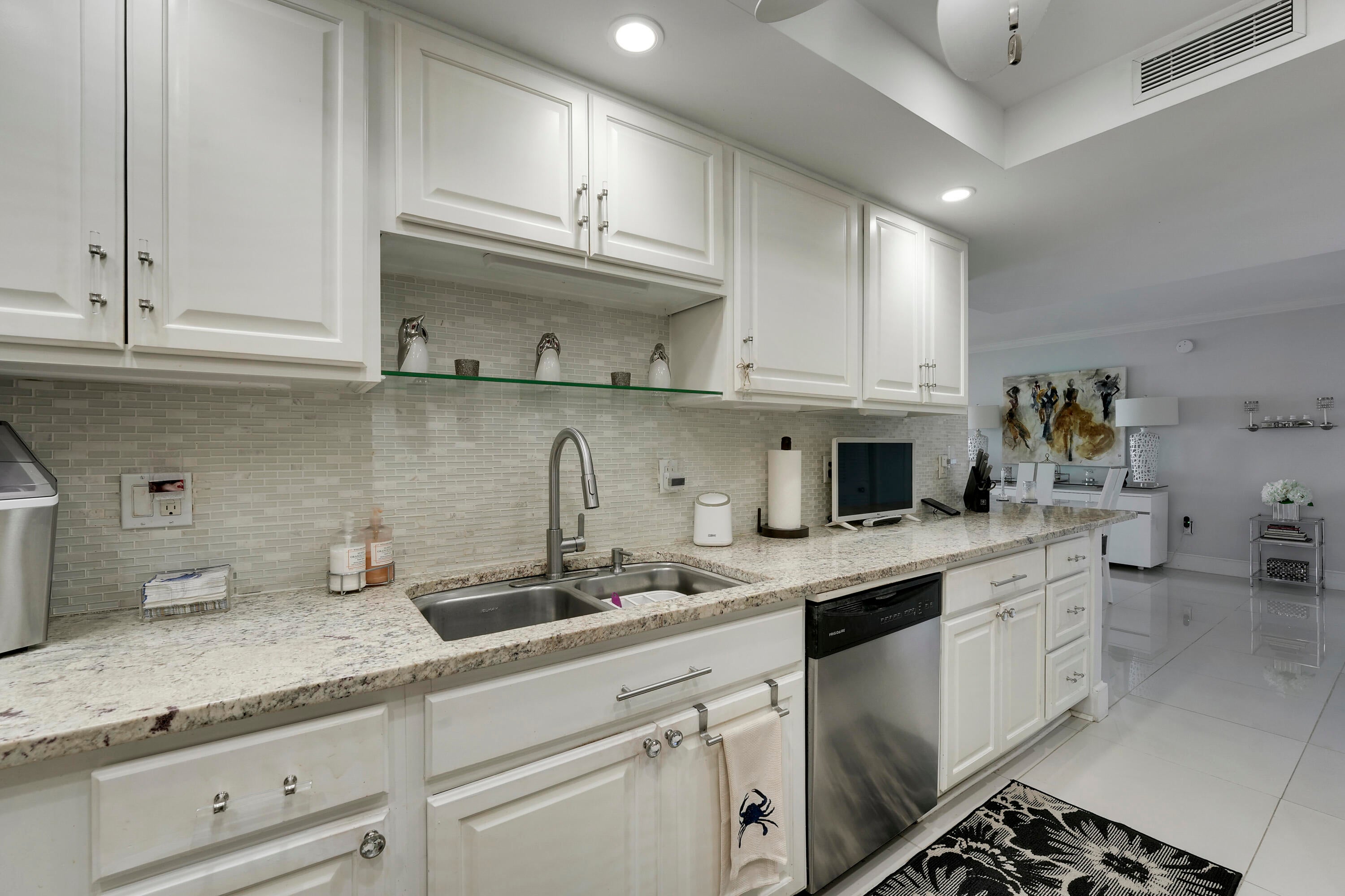 3450 S Ocean Boulevard 424
