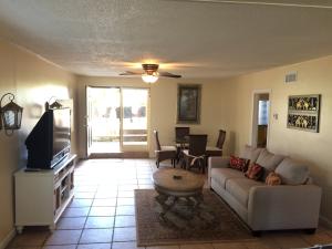 Tropical Beach - Residential Lease