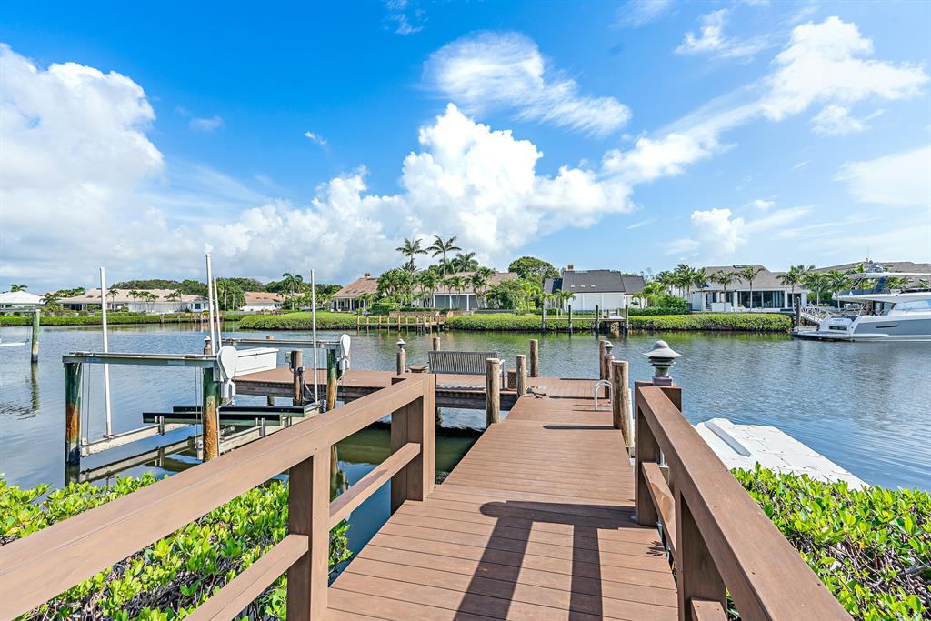 Admirals Cove - Residential