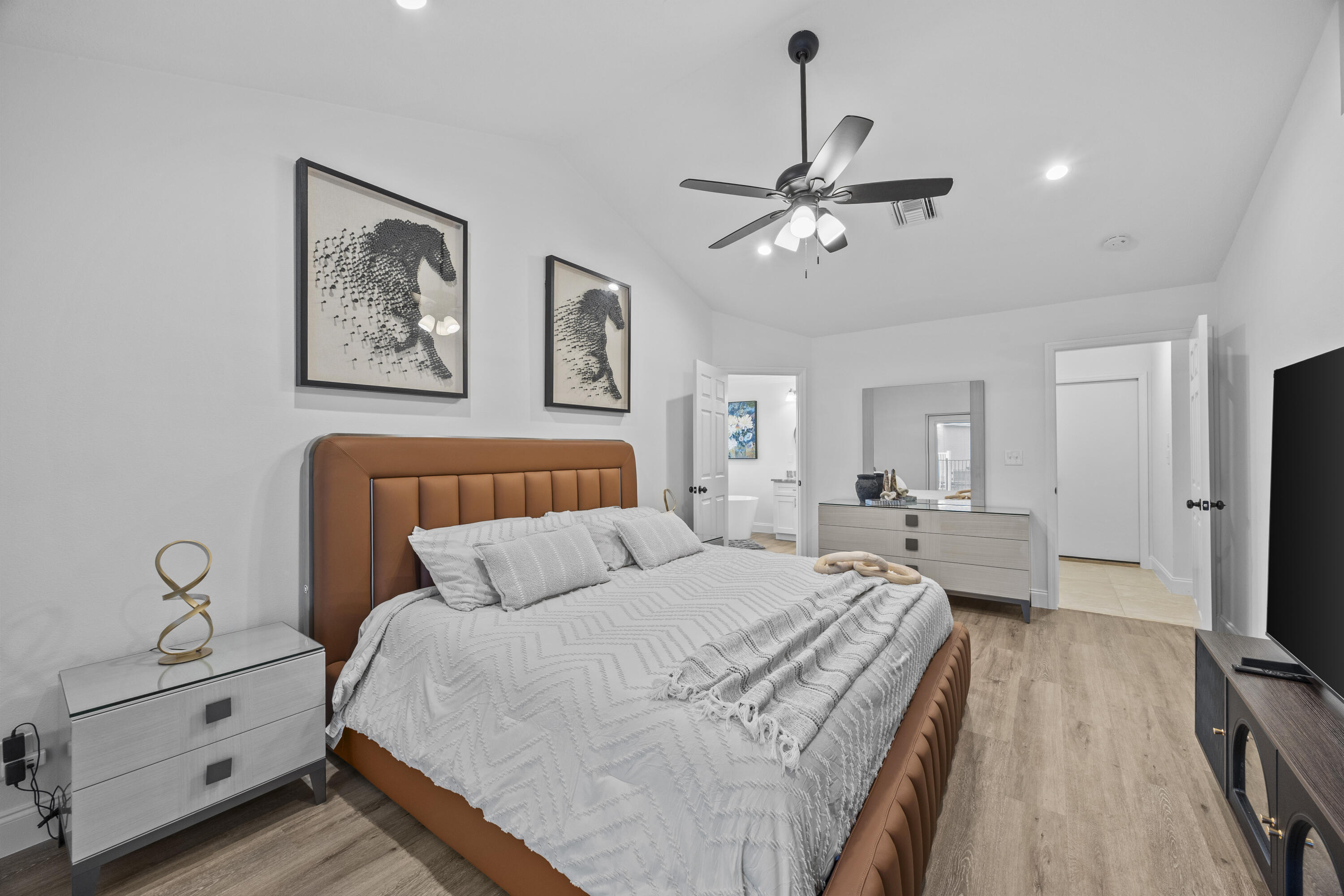 GREENVIEW SHORES 2 OF WELLINGTON - Residential Lease