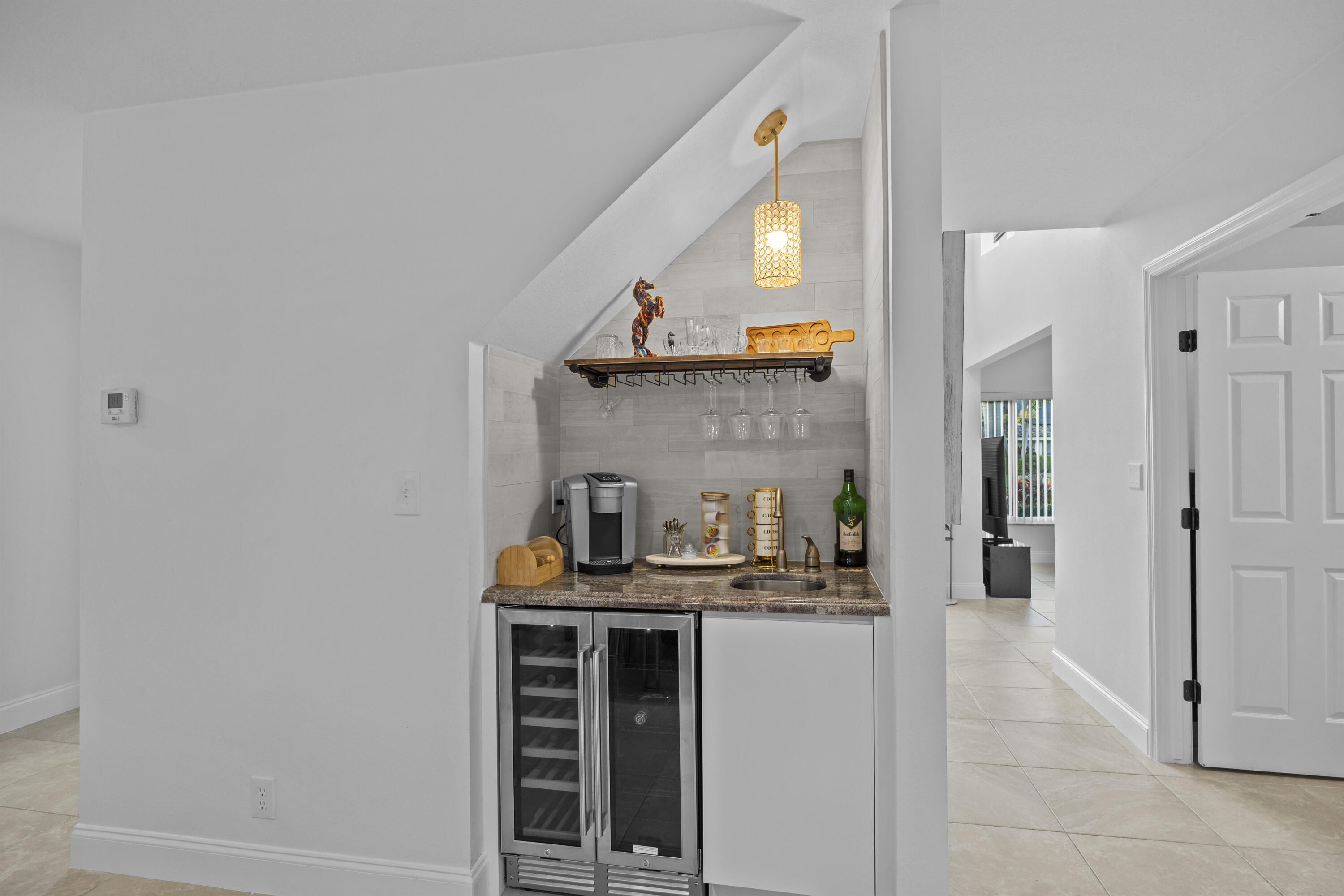 GREENVIEW SHORES 2 OF WELLINGTON - Residential Lease