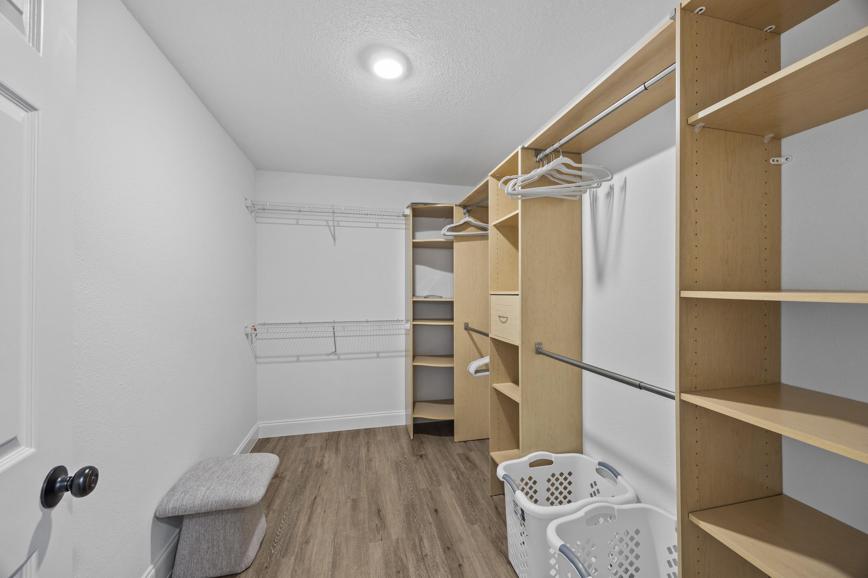 GREENVIEW SHORES 2 OF WELLINGTON - Residential Lease