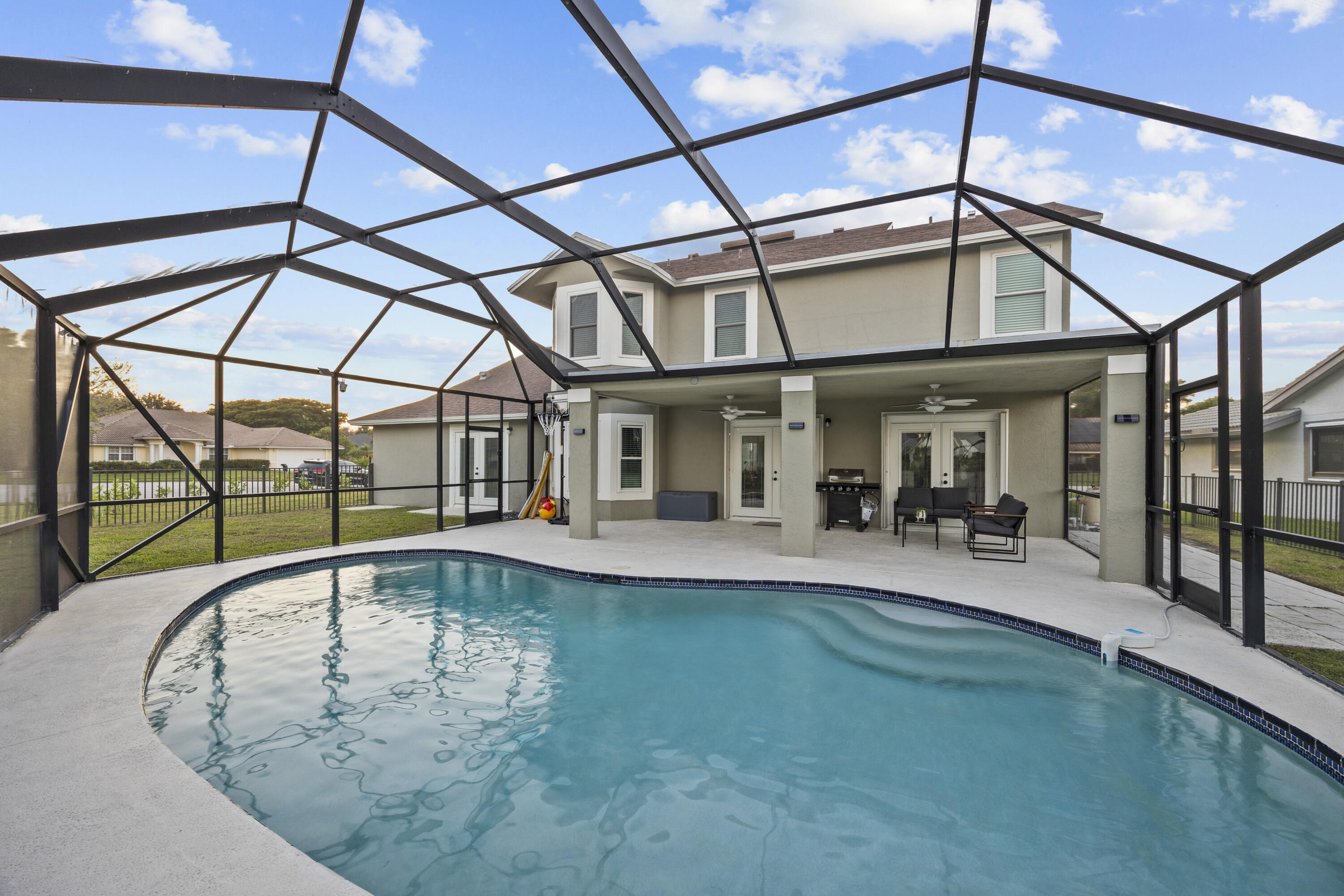 GREENVIEW SHORES 2 OF WELLINGTON - Residential Lease