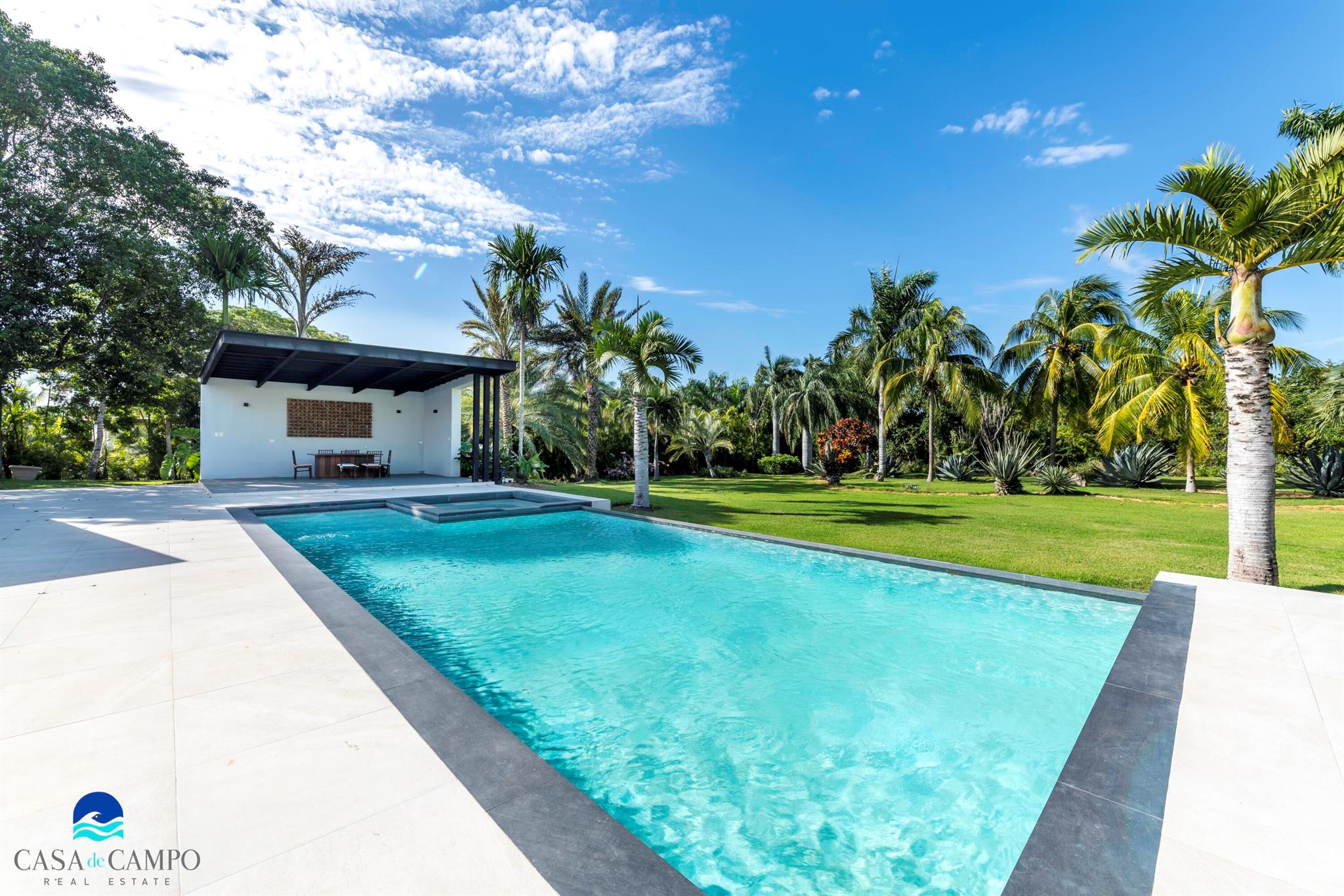 Las Canas II in Casa de C - Residential