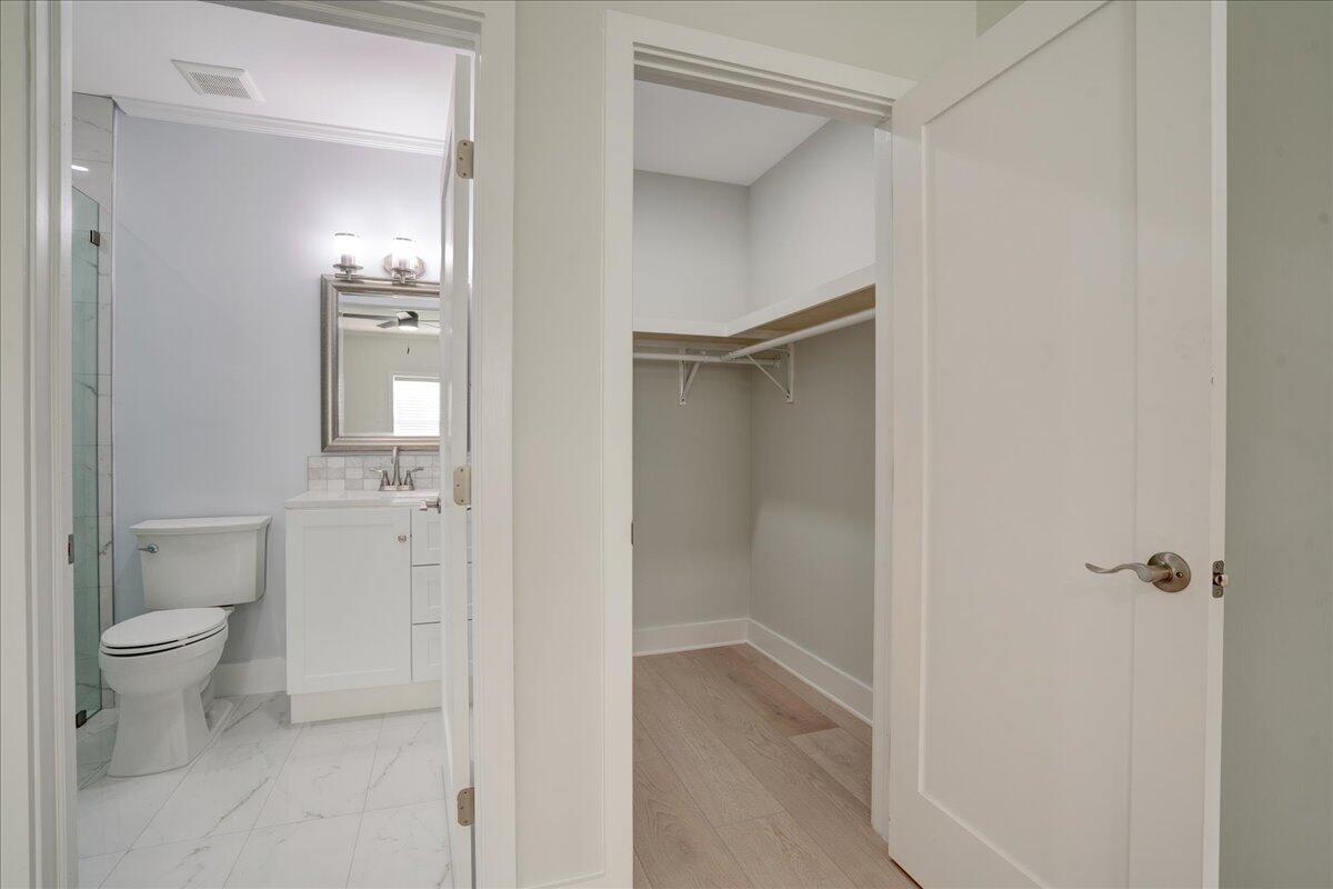 PARADISE HEIGHTS LT 5 - Residential Lease