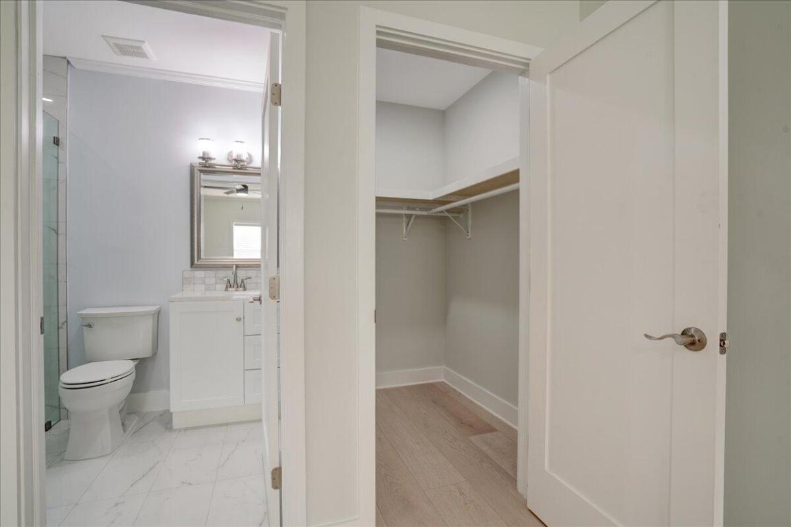 PARADISE HEIGHTS LT 5 - Residential Lease