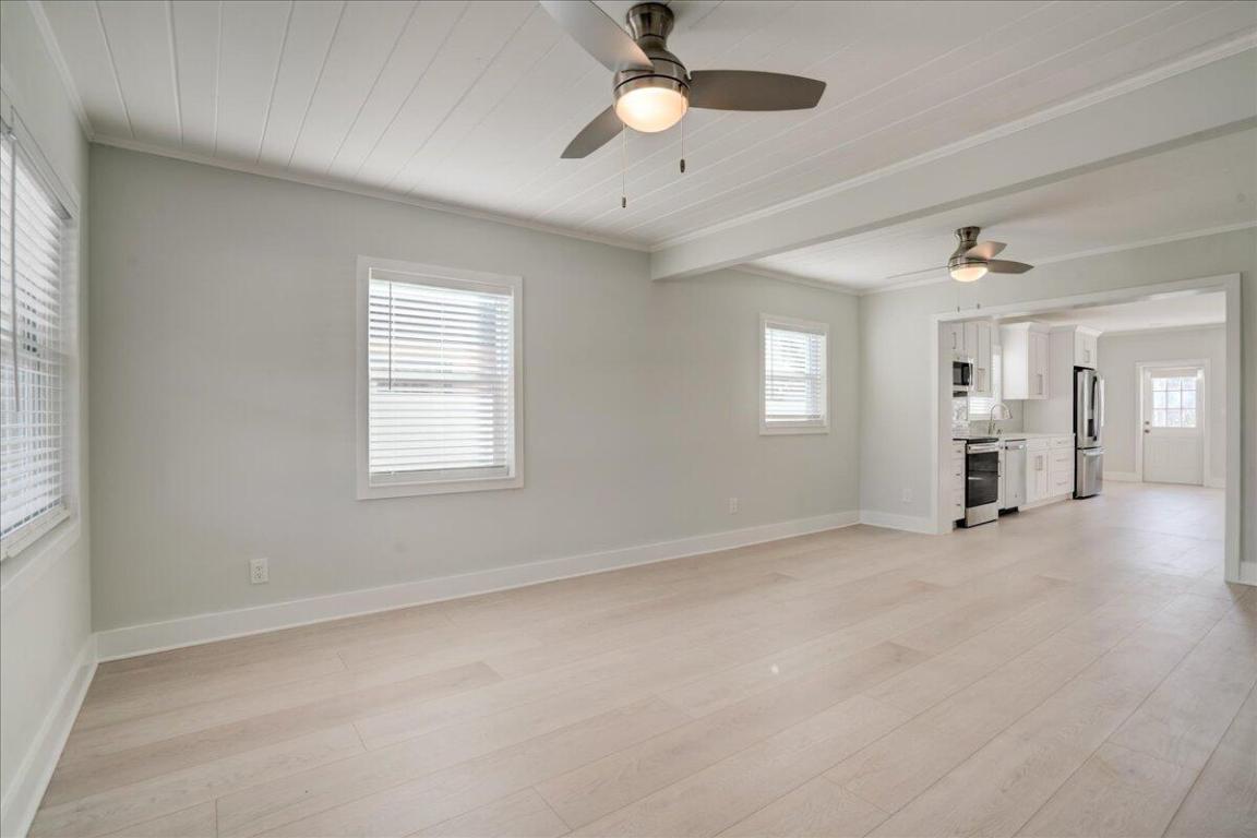 PARADISE HEIGHTS LT 5 - Residential Lease