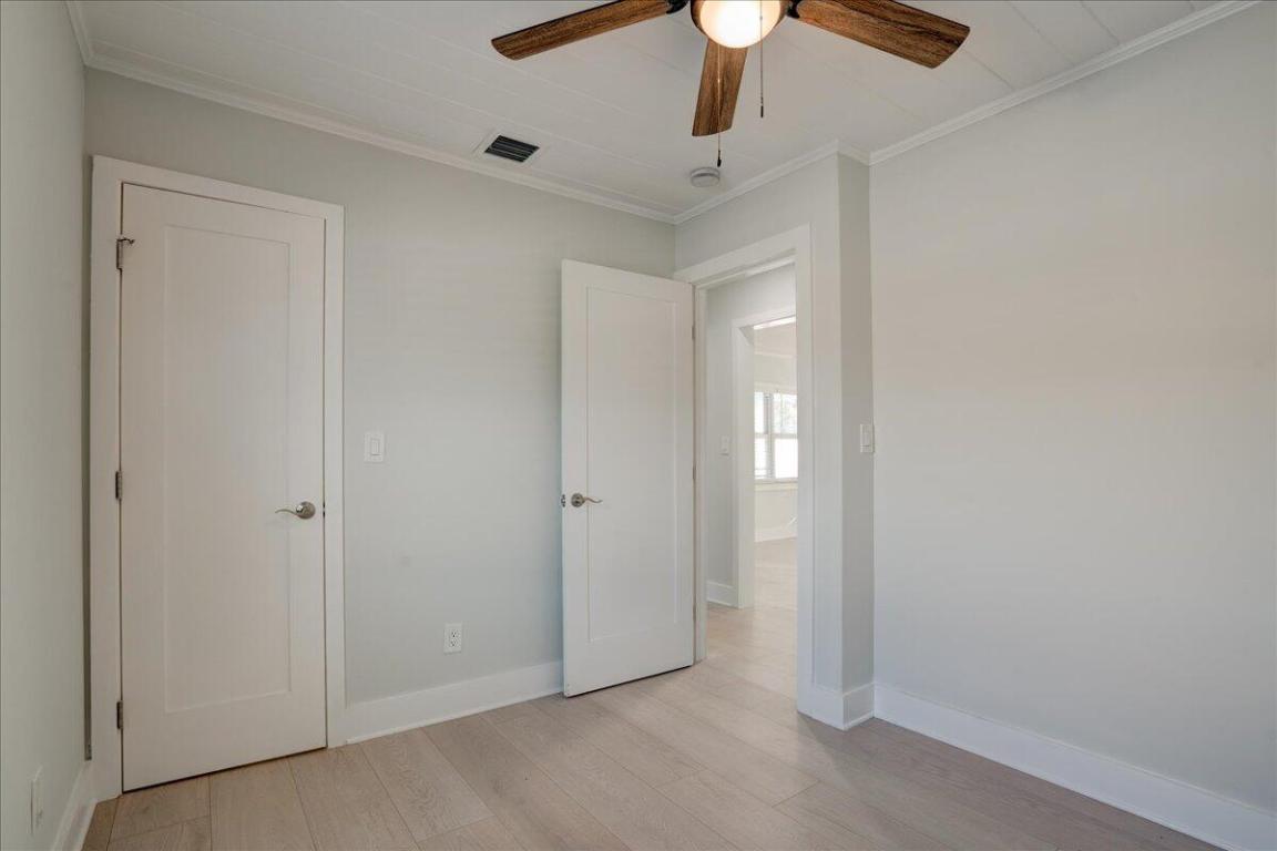 PARADISE HEIGHTS LT 5 - Residential Lease